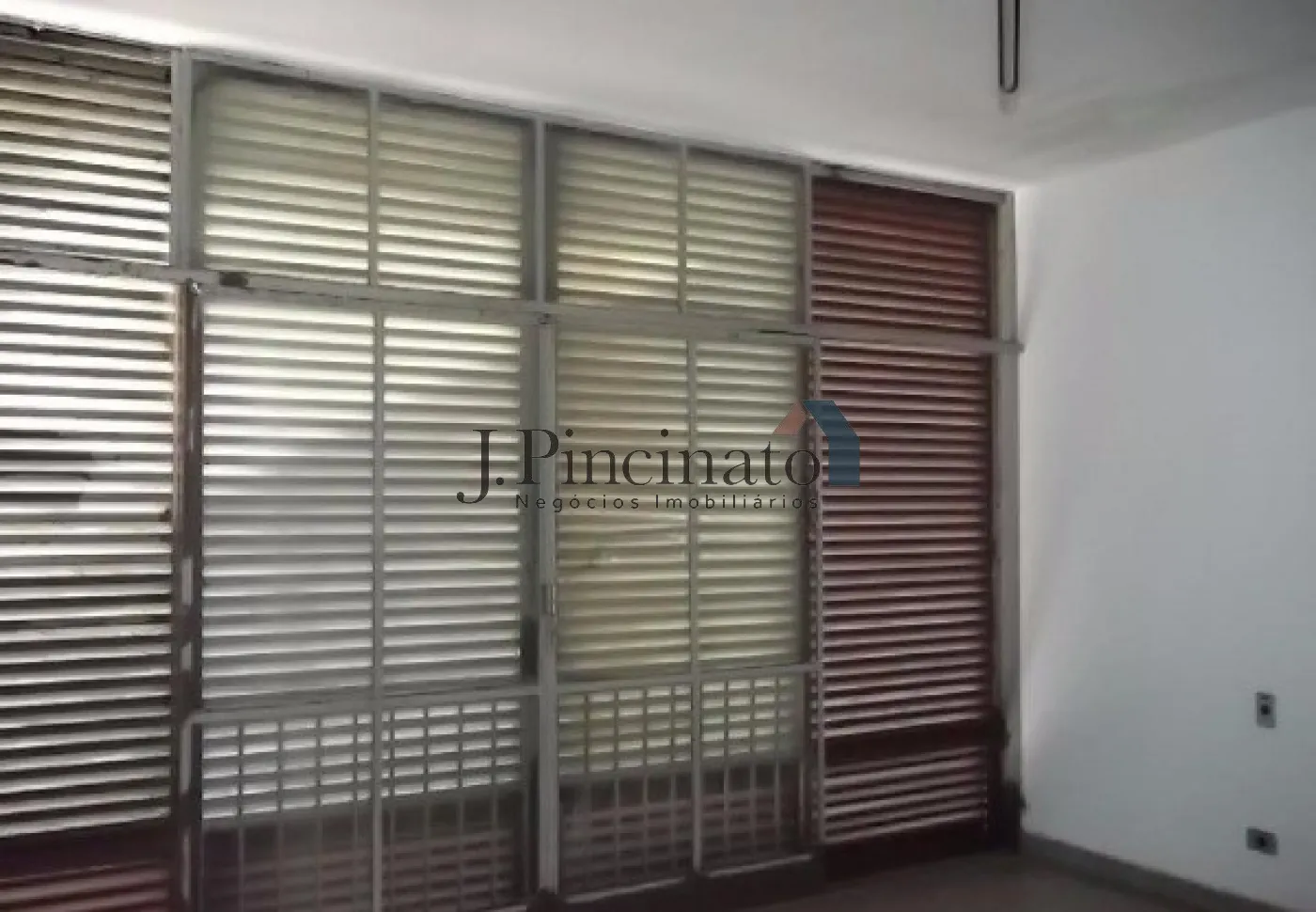 jundiai-comercial-casa-centro-26-09-2023_15-39-29-14.webp