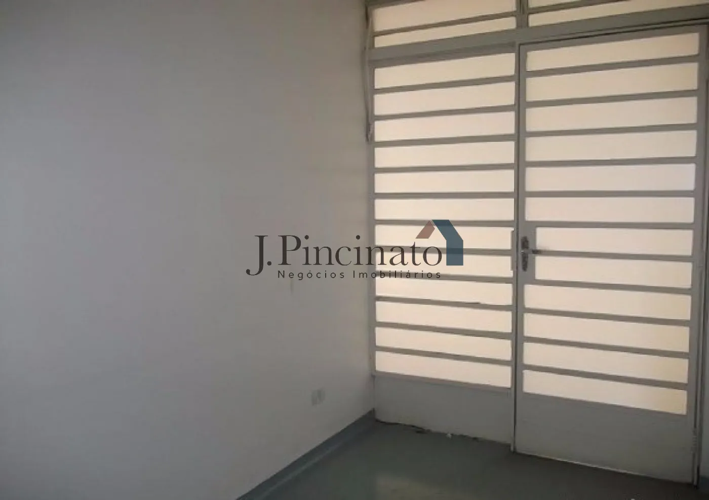 jundiai-comercial-casa-centro-26-09-2023_15-39-32-21.webp