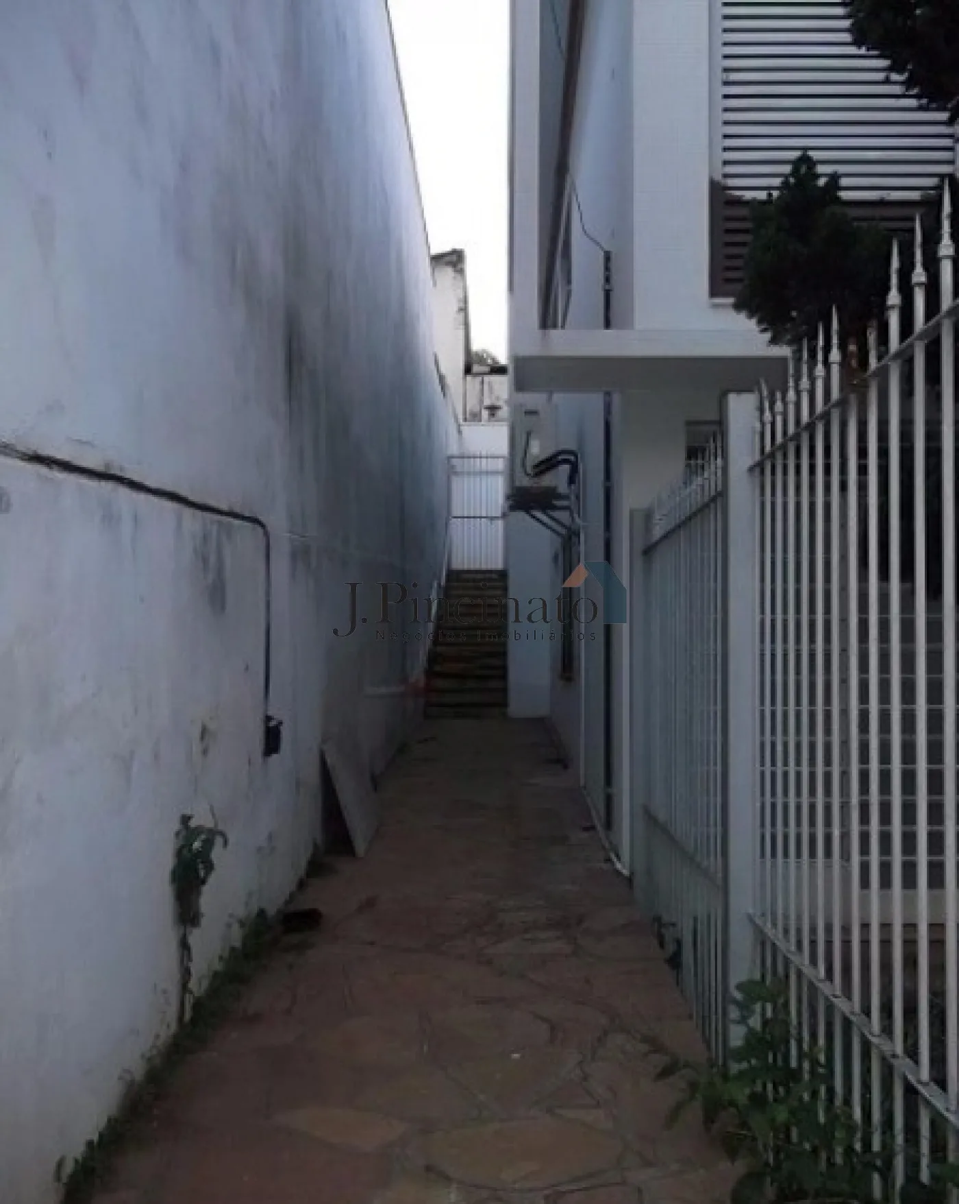 jundiai-comercial-casa-centro-26-09-2023_15-39-35-27.webp