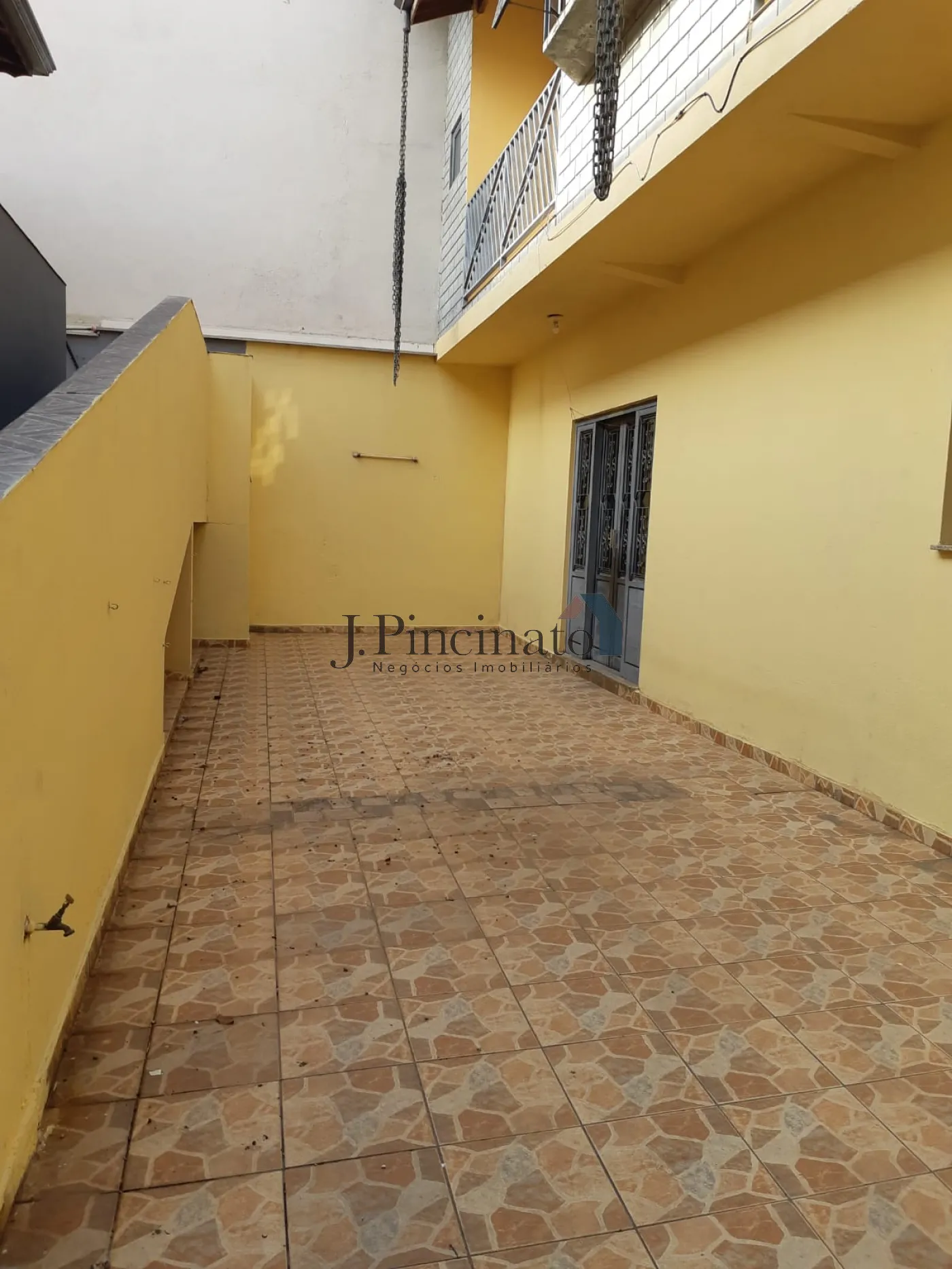 jundiai-comercial-salao-sem-cond-anhangabau-04-09-2024_16-55-17-18.webp