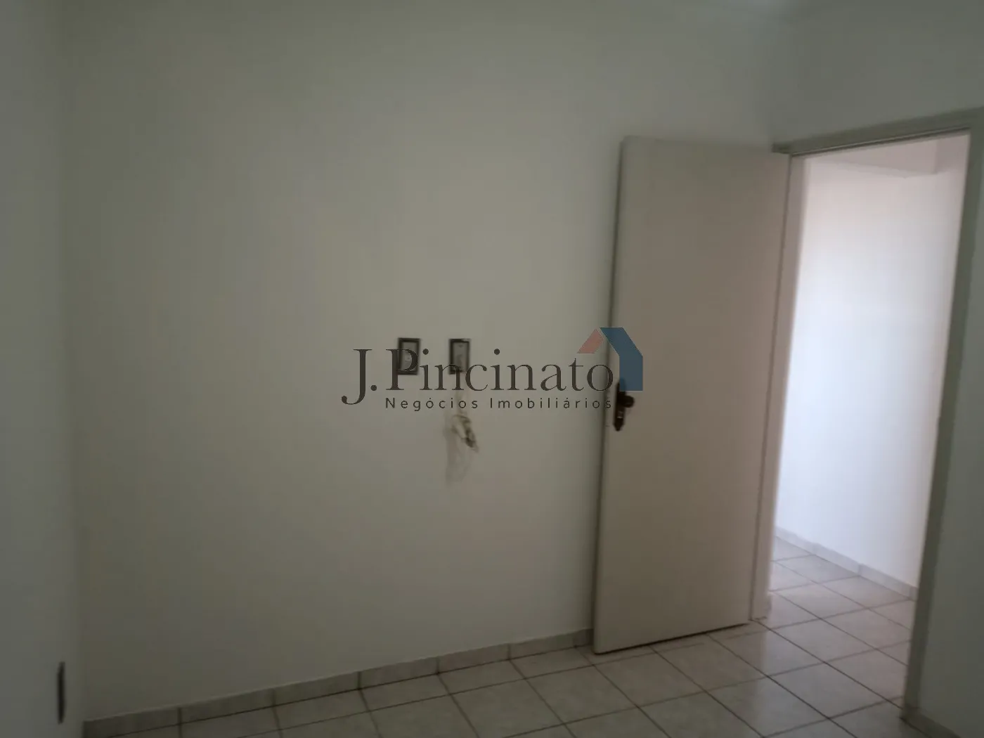 jundiai-comercial-salao-sem-cond-anhangabau-04-09-2024_16-55-19-21.webp