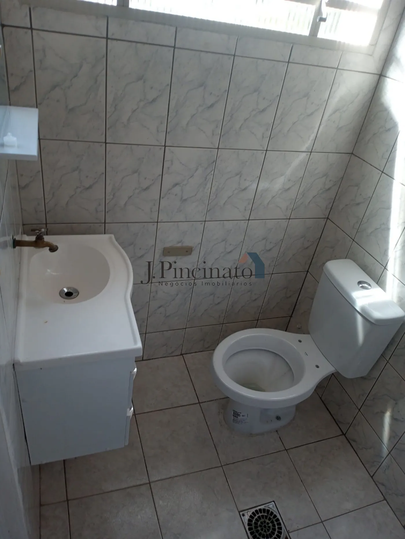 jundiai-comercial-salao-sem-cond-anhangabau-04-09-2024_16-55-26-31.webp