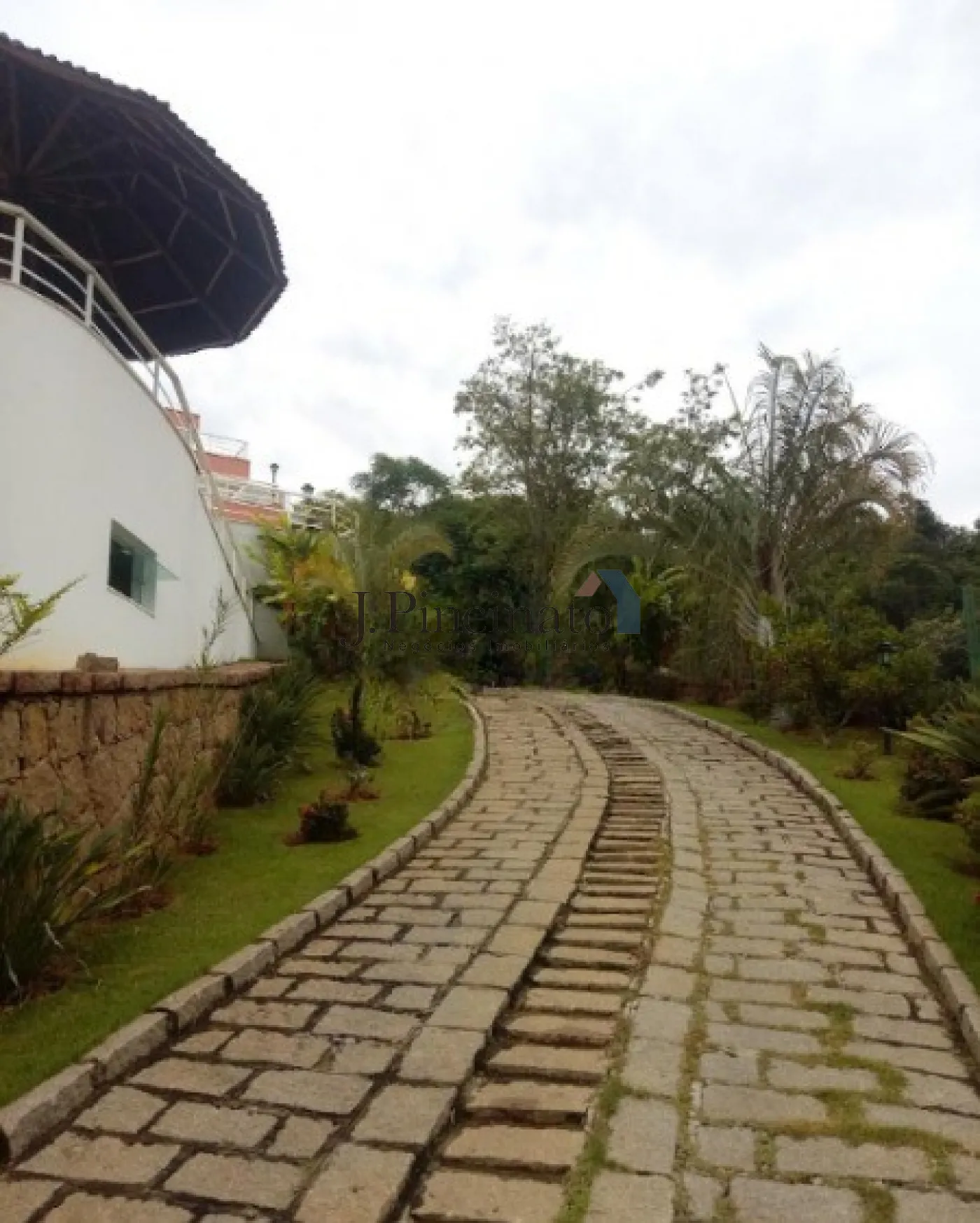 itupeva-casa-sobrado-em-condominio-jardim-primavera-09-12-2023_11-20-18-6.webp