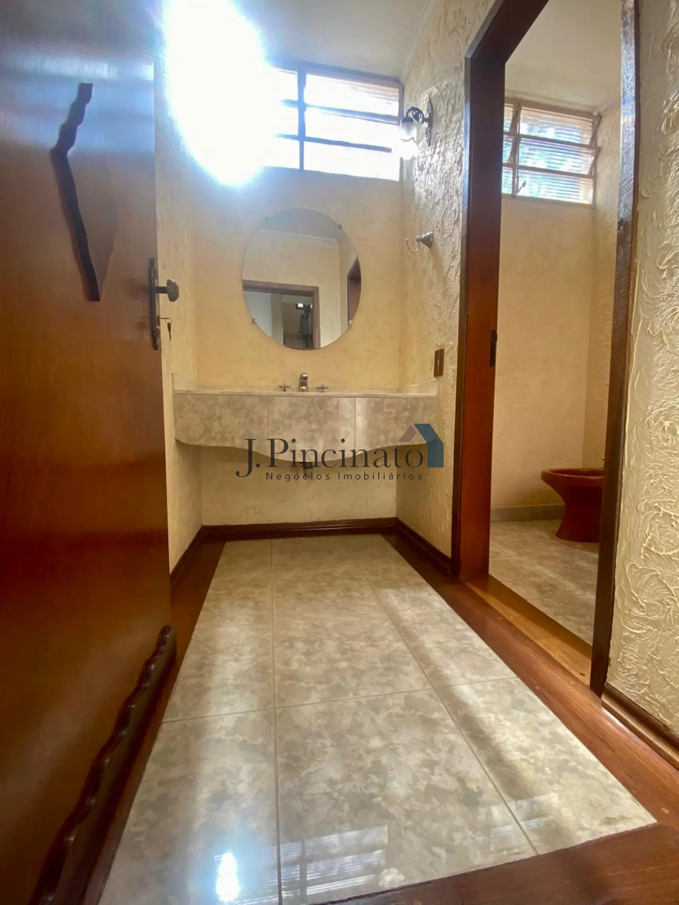 jundiai-casa-sobrado-chacara-urbana-17-03-2026_13-47-36-69b985a8bda6a.webp
