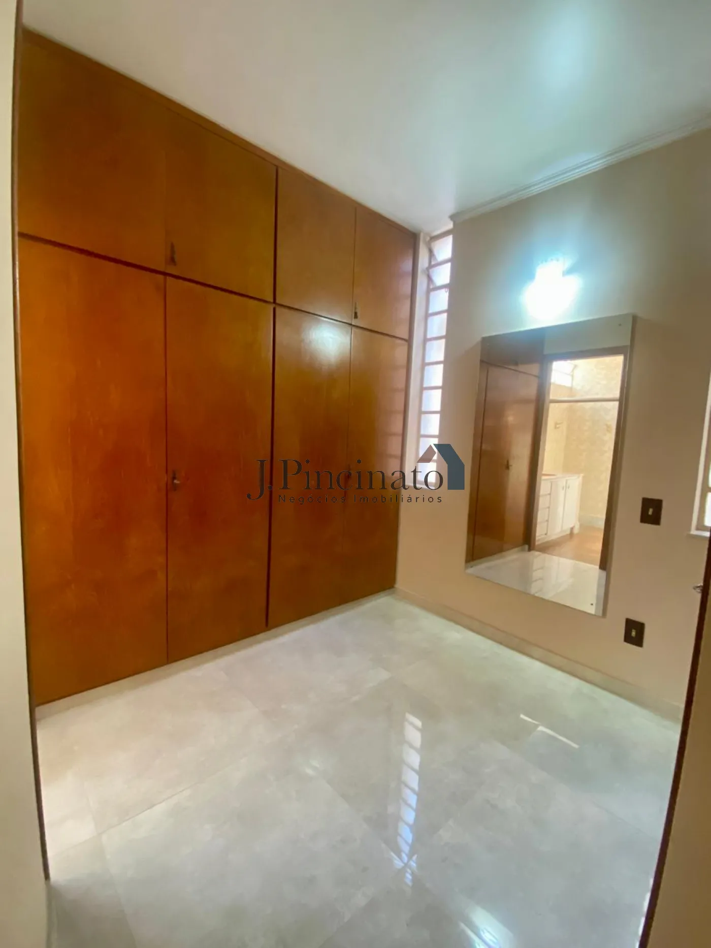 jundiai-casa-sobrado-chacara-urbana-17-03-2026_13-47-47-69b985b332478.webp