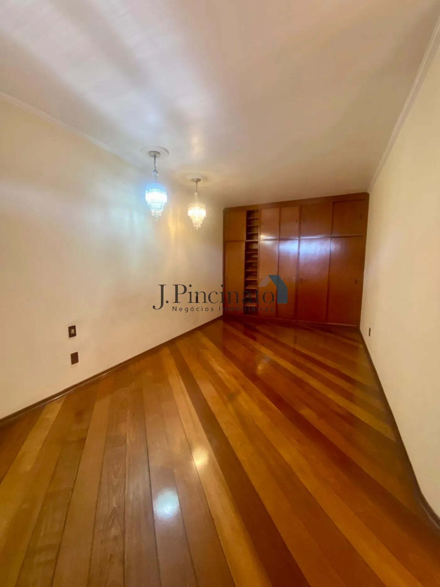 jundiai-casa-sobrado-chacara-urbana-17-03-2026_13-48-04-69b985c4abd00.webp
