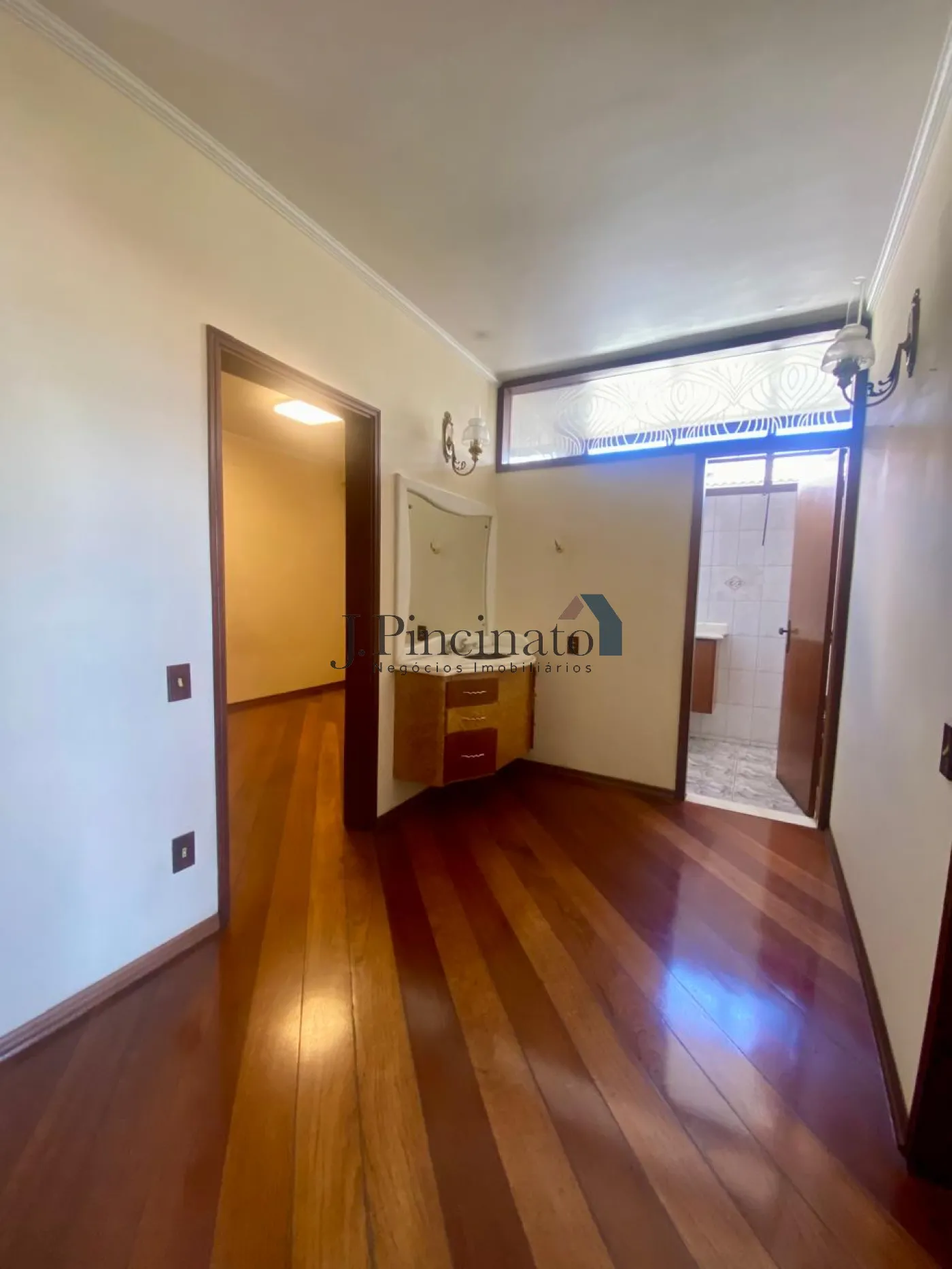 jundiai-casa-sobrado-chacara-urbana-17-03-2026_13-48-17-69b985d115c00.webp