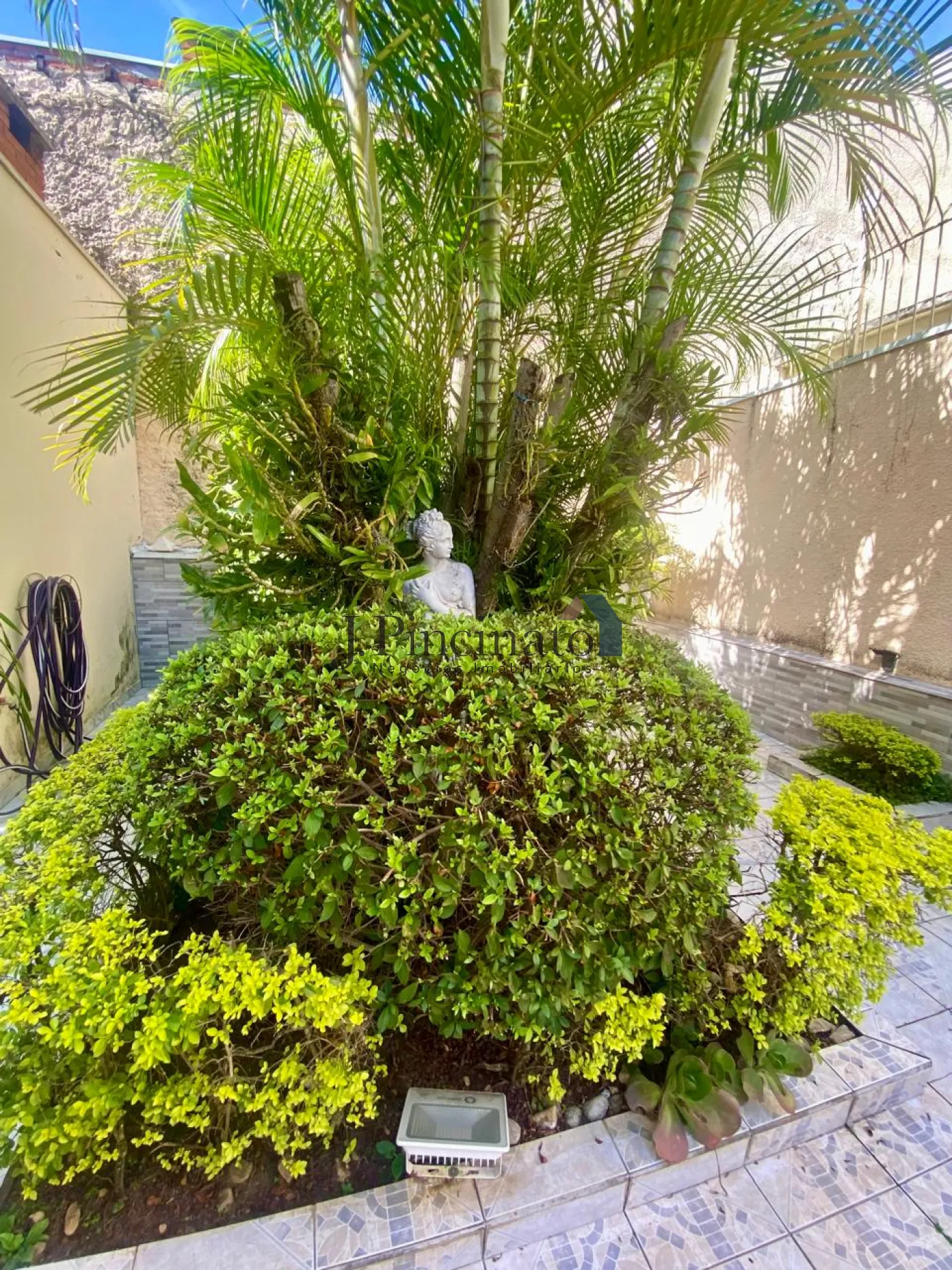 jundiai-casa-sobrado-chacara-urbana-17-03-2026_13-48-25-69b985d9dfe0d.webp