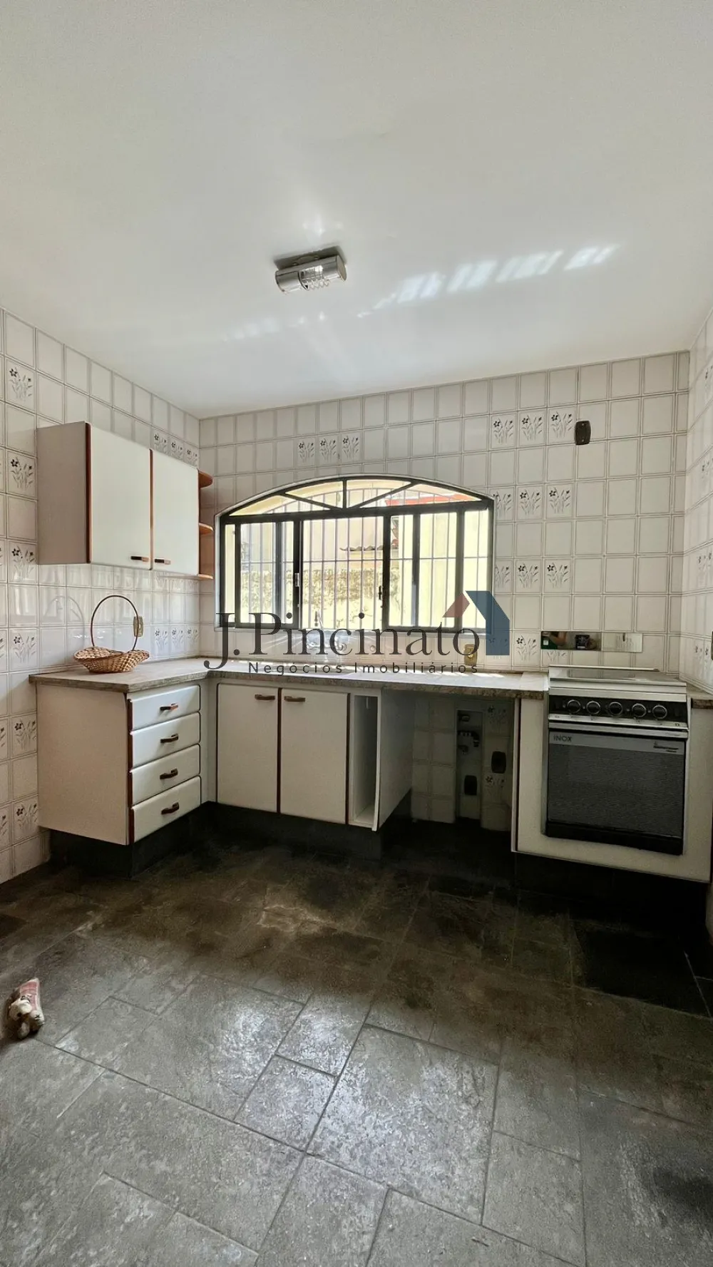 jundiai-casa-sobrado-chacara-urbana-27-02-2023_09-13-59-15.webp
