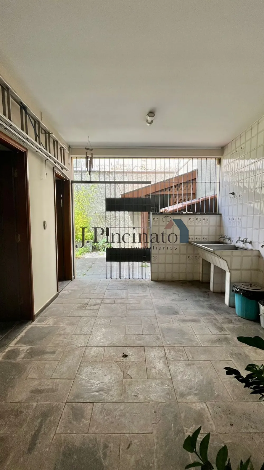 jundiai-casa-sobrado-chacara-urbana-27-02-2023_09-14-01-18.webp