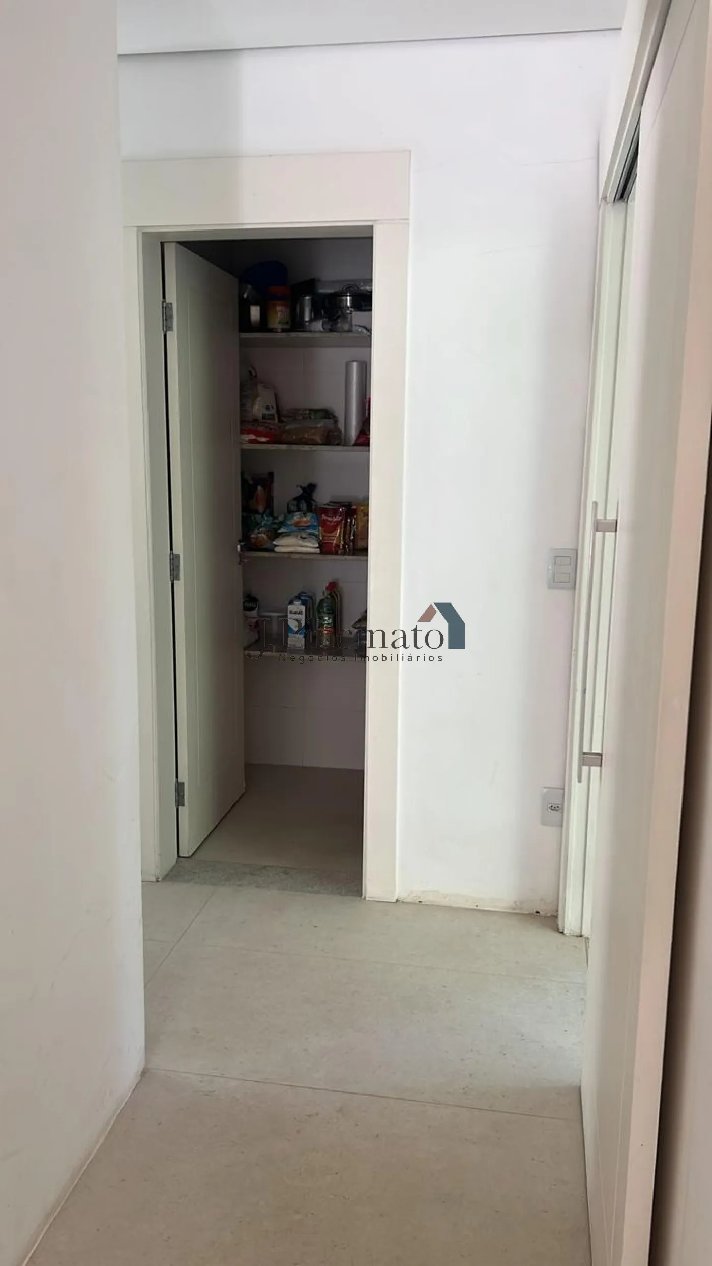 jundiai-casa-sobrado-em-condominio-caxambu-28-12-2024_11-11-23-25.webp