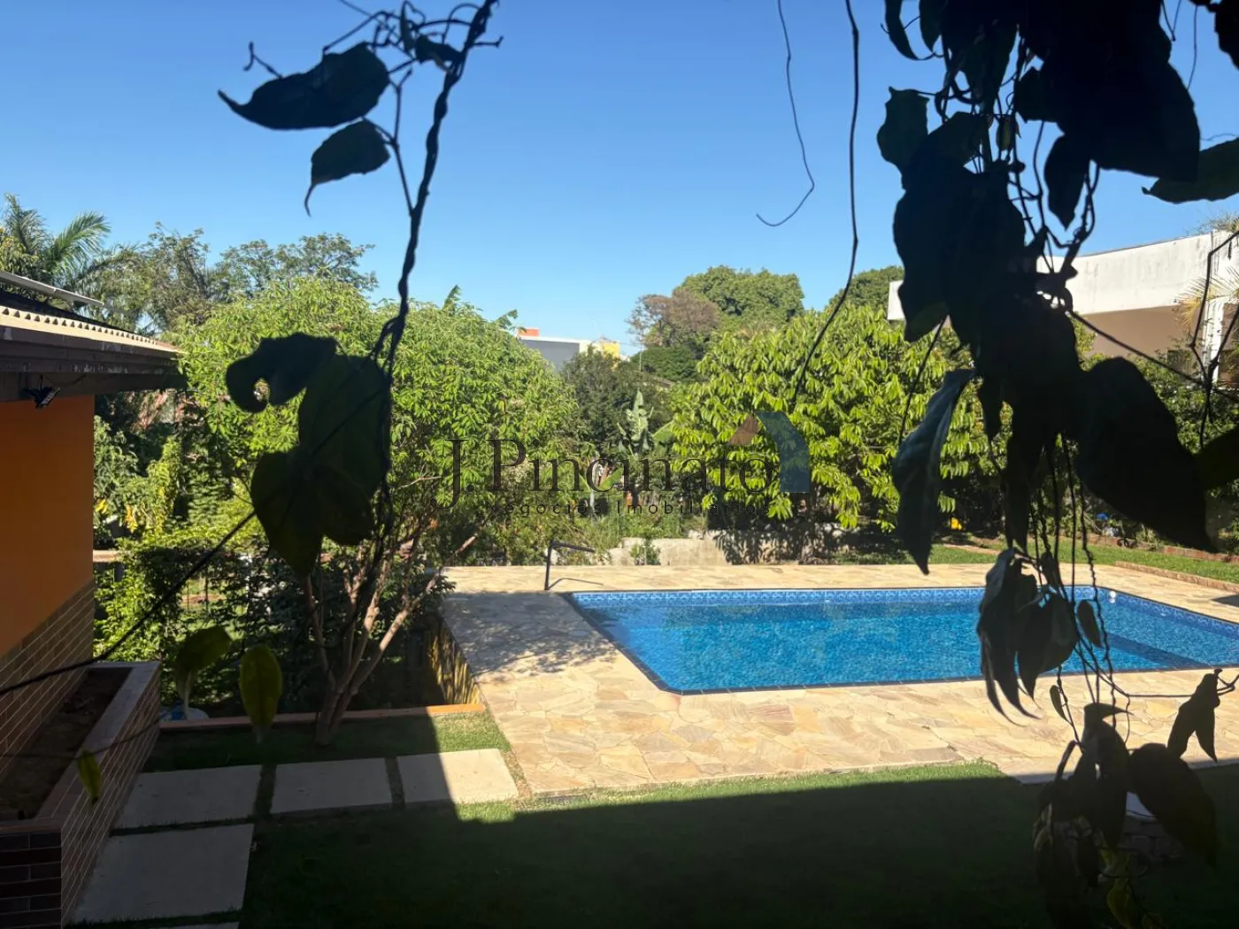 jundiai-casa-sobrado-em-condominio-medeiros-02-12-2025_12-07-00-23.webp