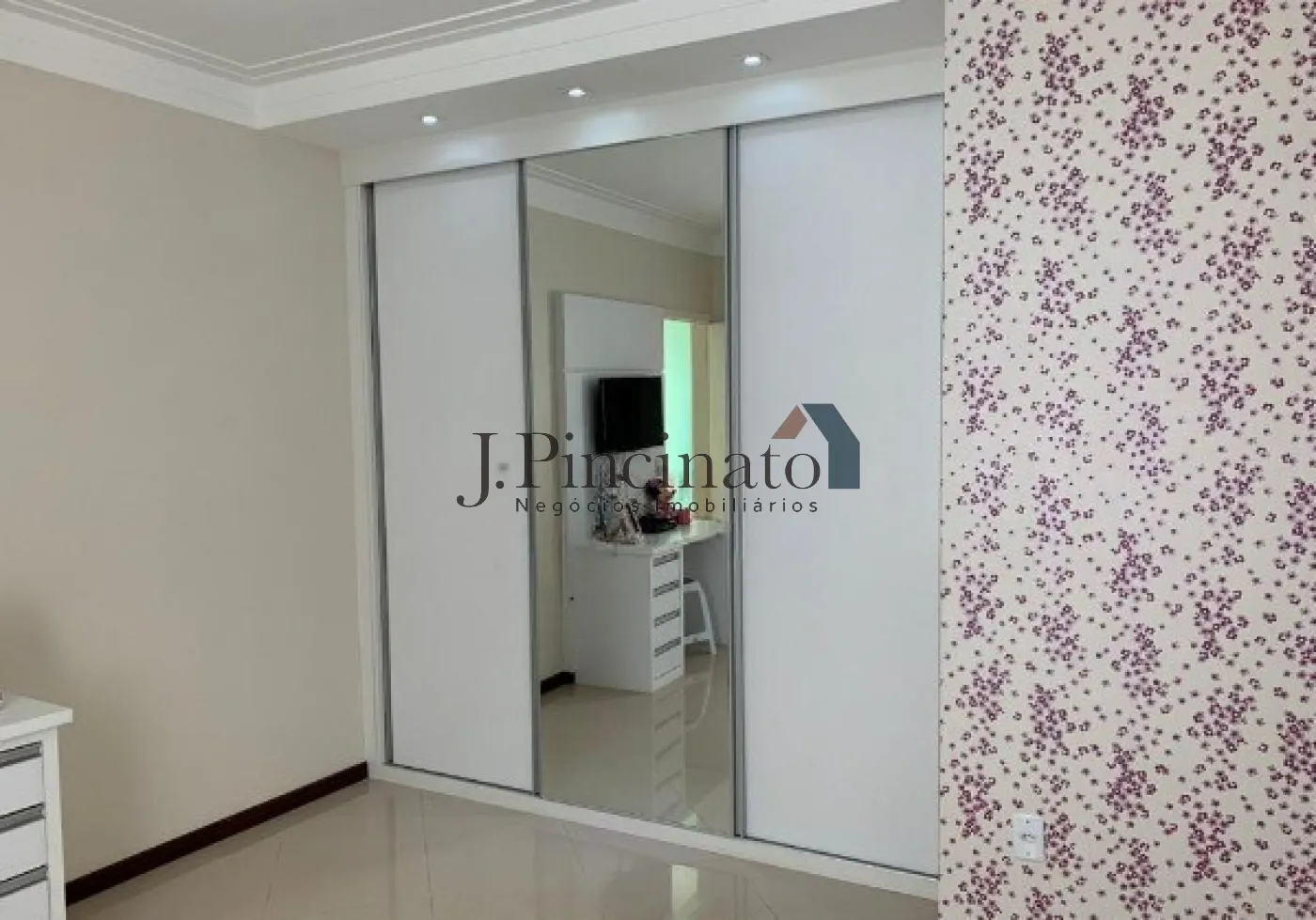 jundiai-casa-sobrado-retiro-07-11-2023_16-36-28-14.webp