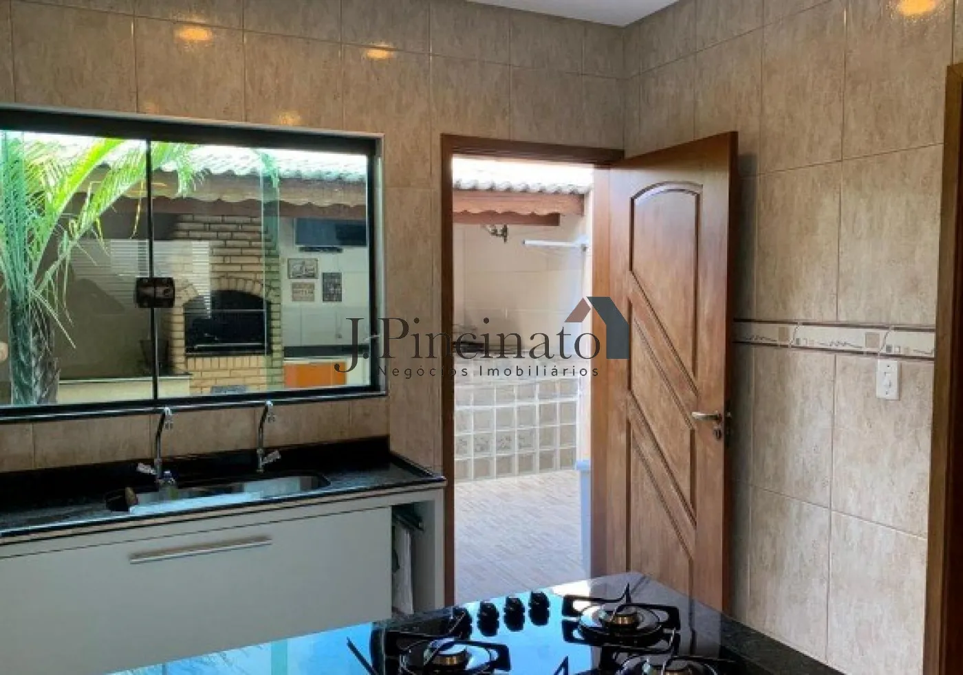 jundiai-casa-sobrado-retiro-07-11-2023_16-36-41-36.webp