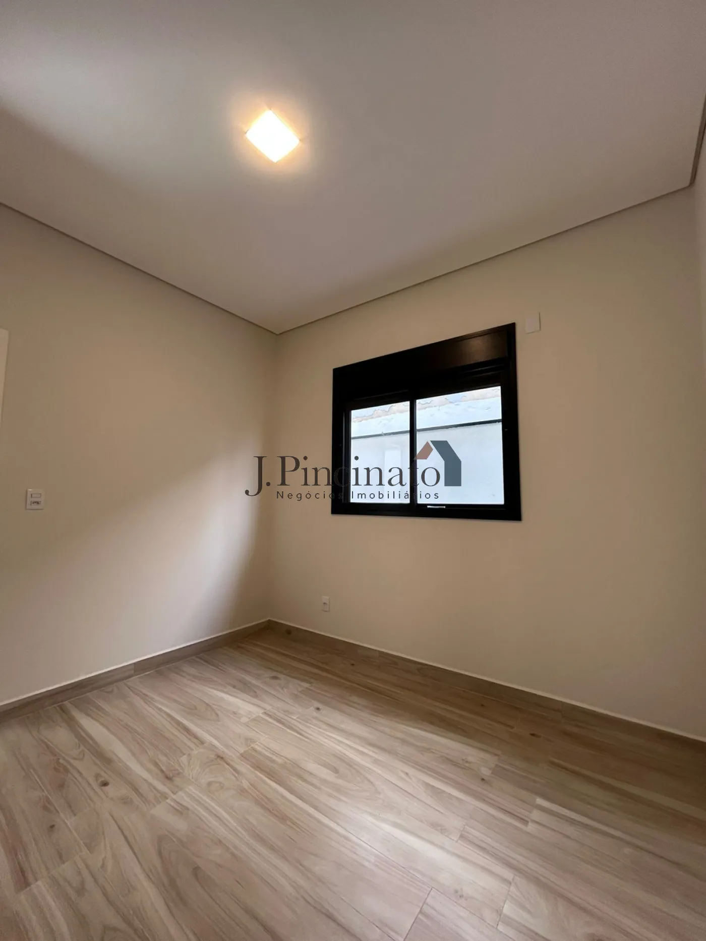 cabreuva-casa-terrea-em-condominio-jacare-03-02-2026_15-23-44-69823d300d814.webp