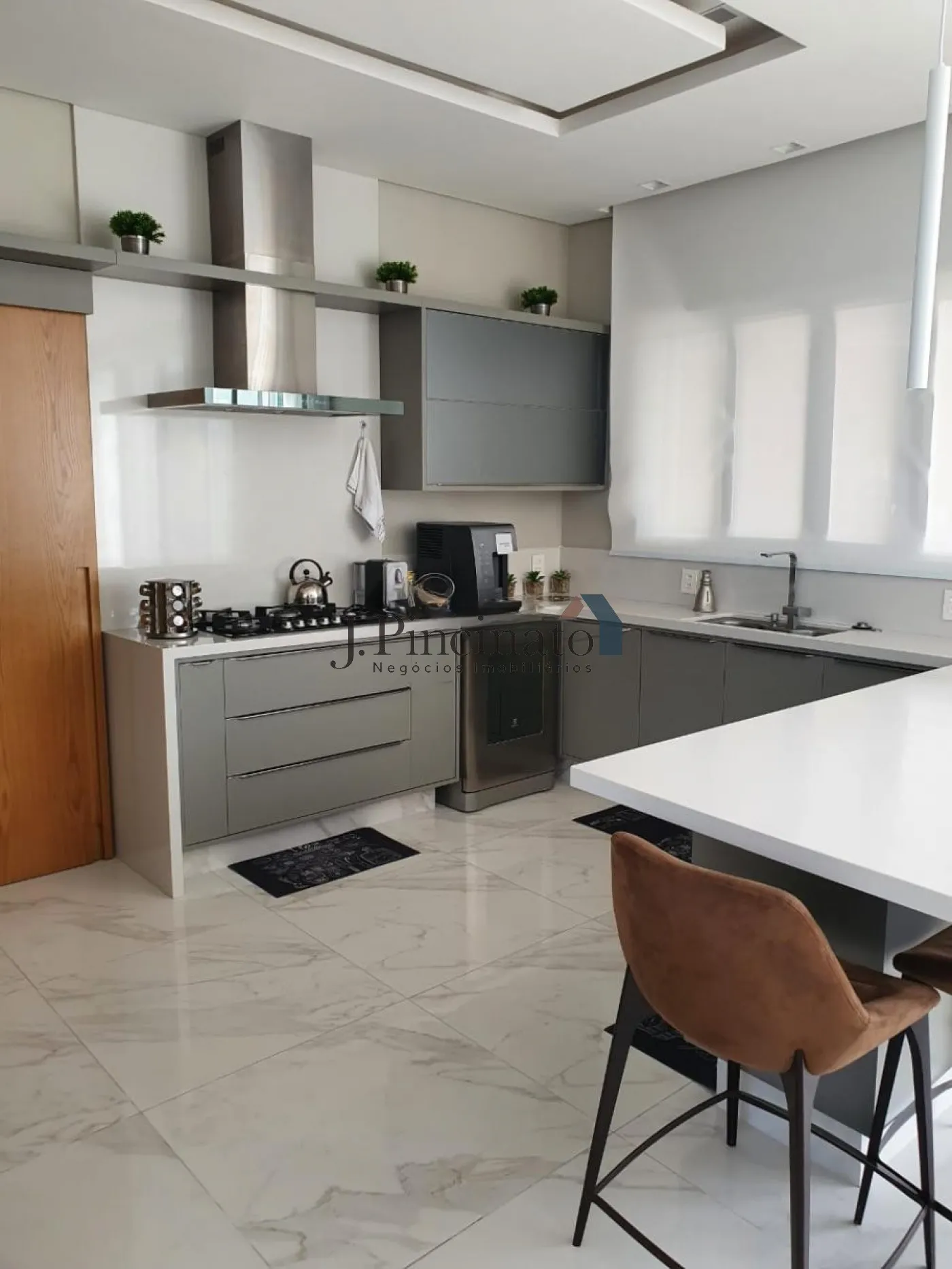 itupeva-casa-sobrado-em-condominio-horizonte-azul-22-08-2025_09-38-00-34.webp