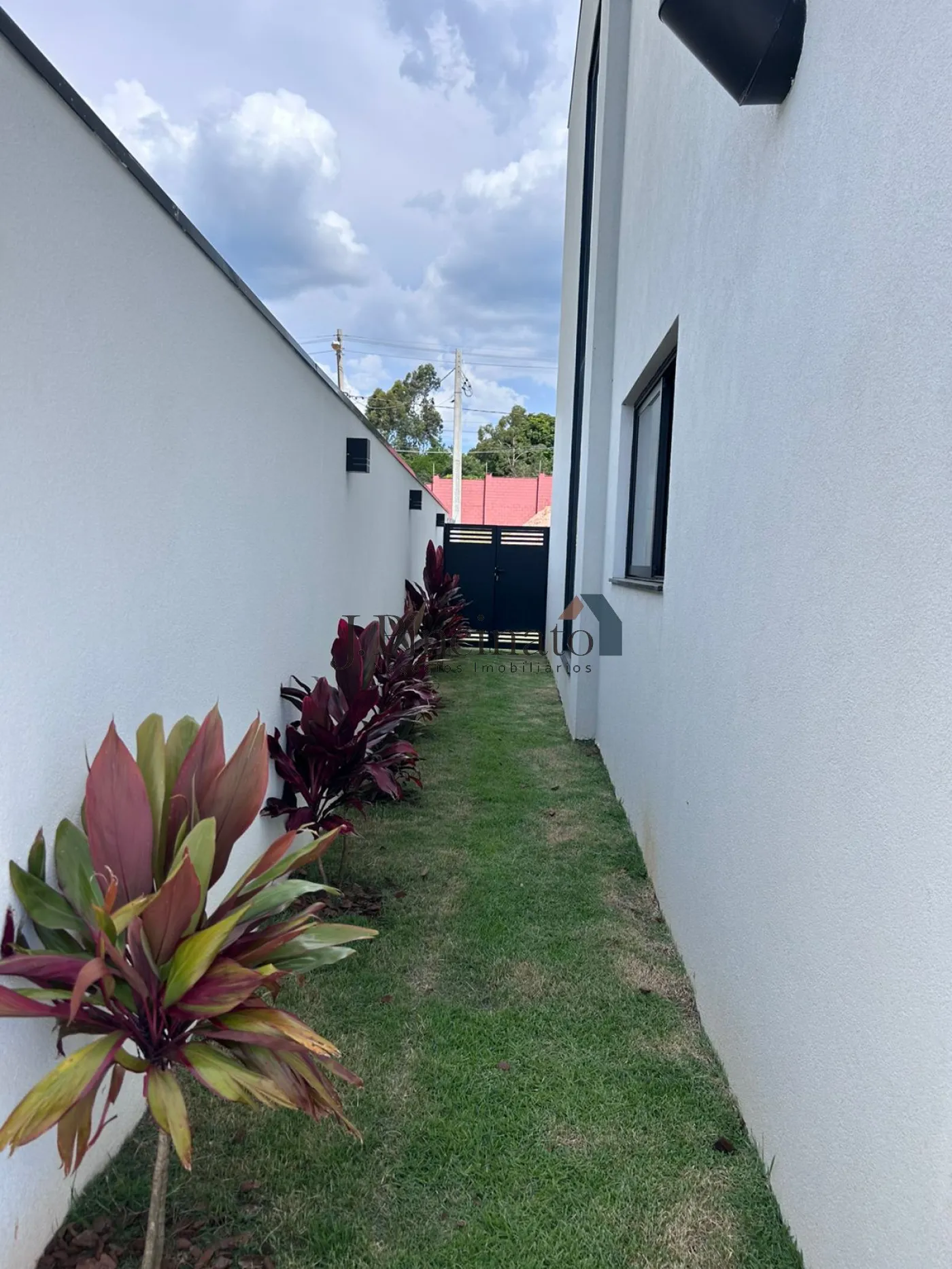 itupeva-casa-sobrado-em-condominio-jacare-03-02-2026_14-43-57-698233ddf210b.webp