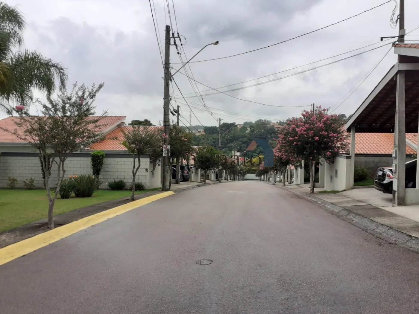 jundiai-casa-terrea-em-condominio-jardim-colonia-29-01-2026_09-24-16-697b5170ed40b.webp