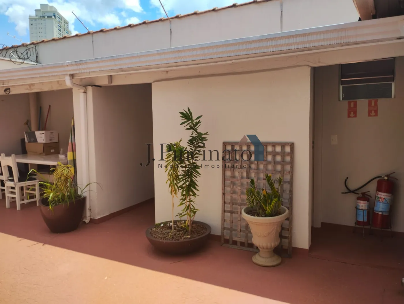 jundiai-comercial-casa-vila-virginia-06-02-2026_15-32-04-698633a435e2f.webp
