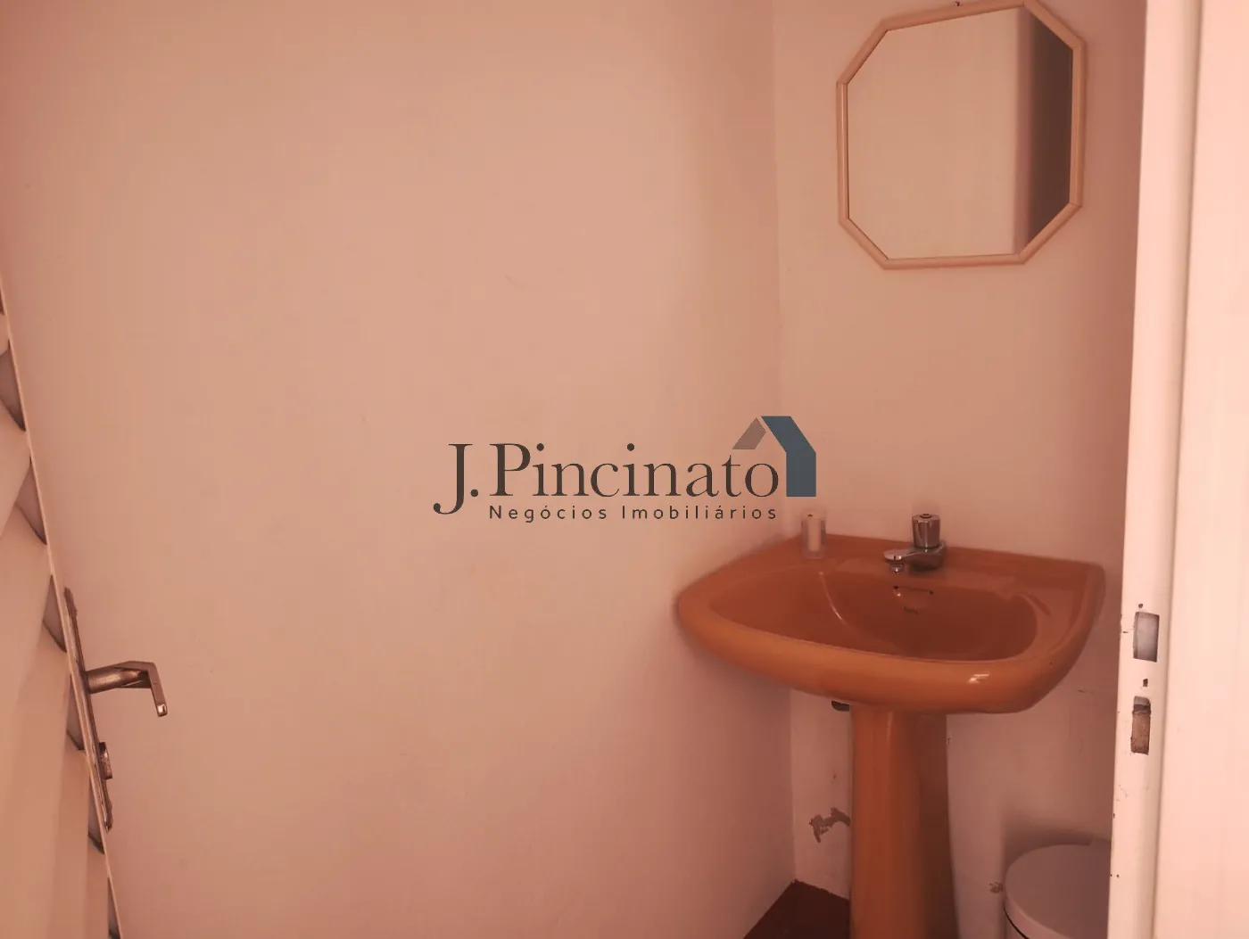 jundiai-comercial-casa-vila-virginia-06-02-2026_15-32-05-698633a56df7c.webp