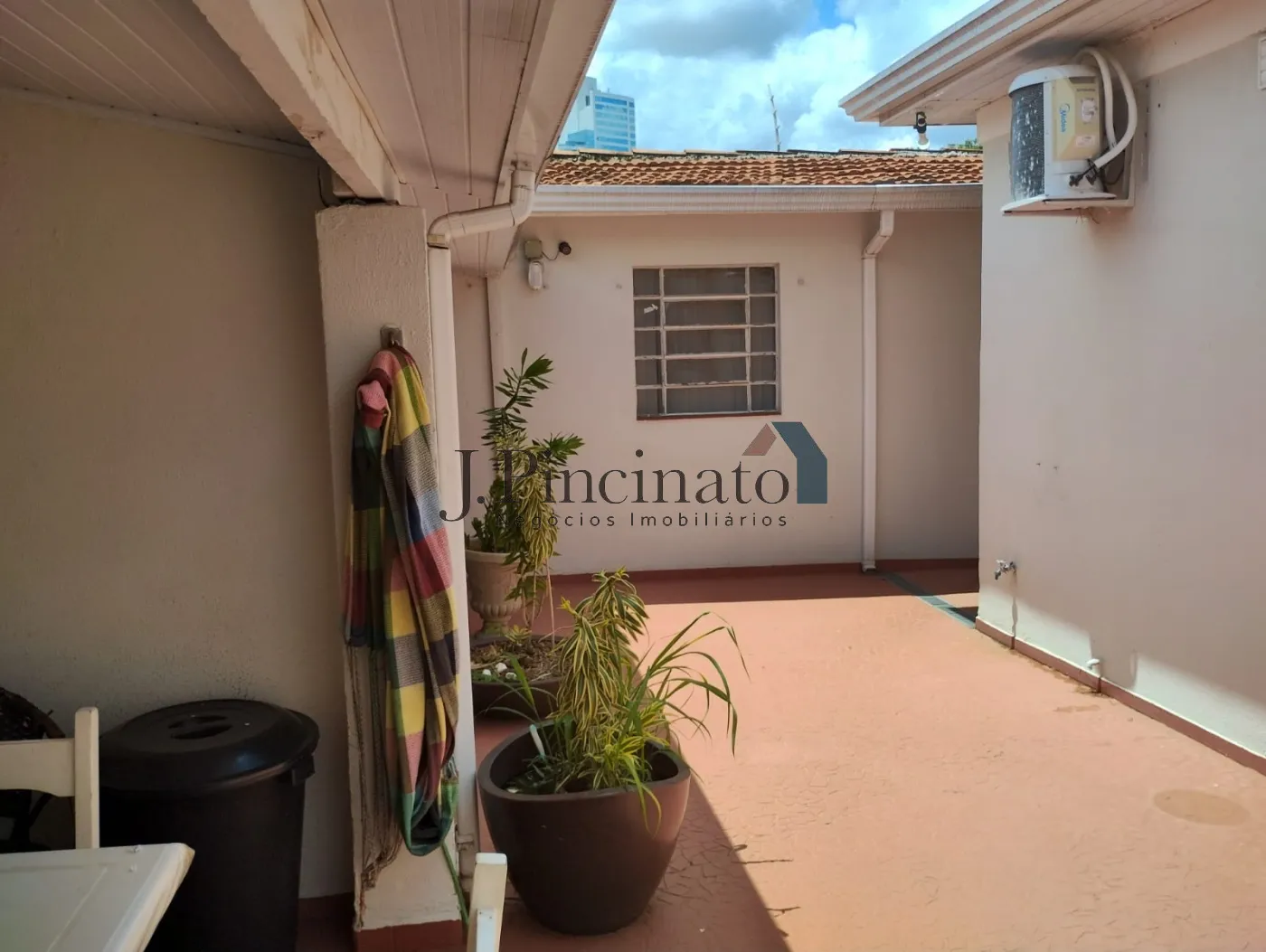 jundiai-comercial-casa-vila-virginia-06-02-2026_15-32-07-698633a7d67b6.webp