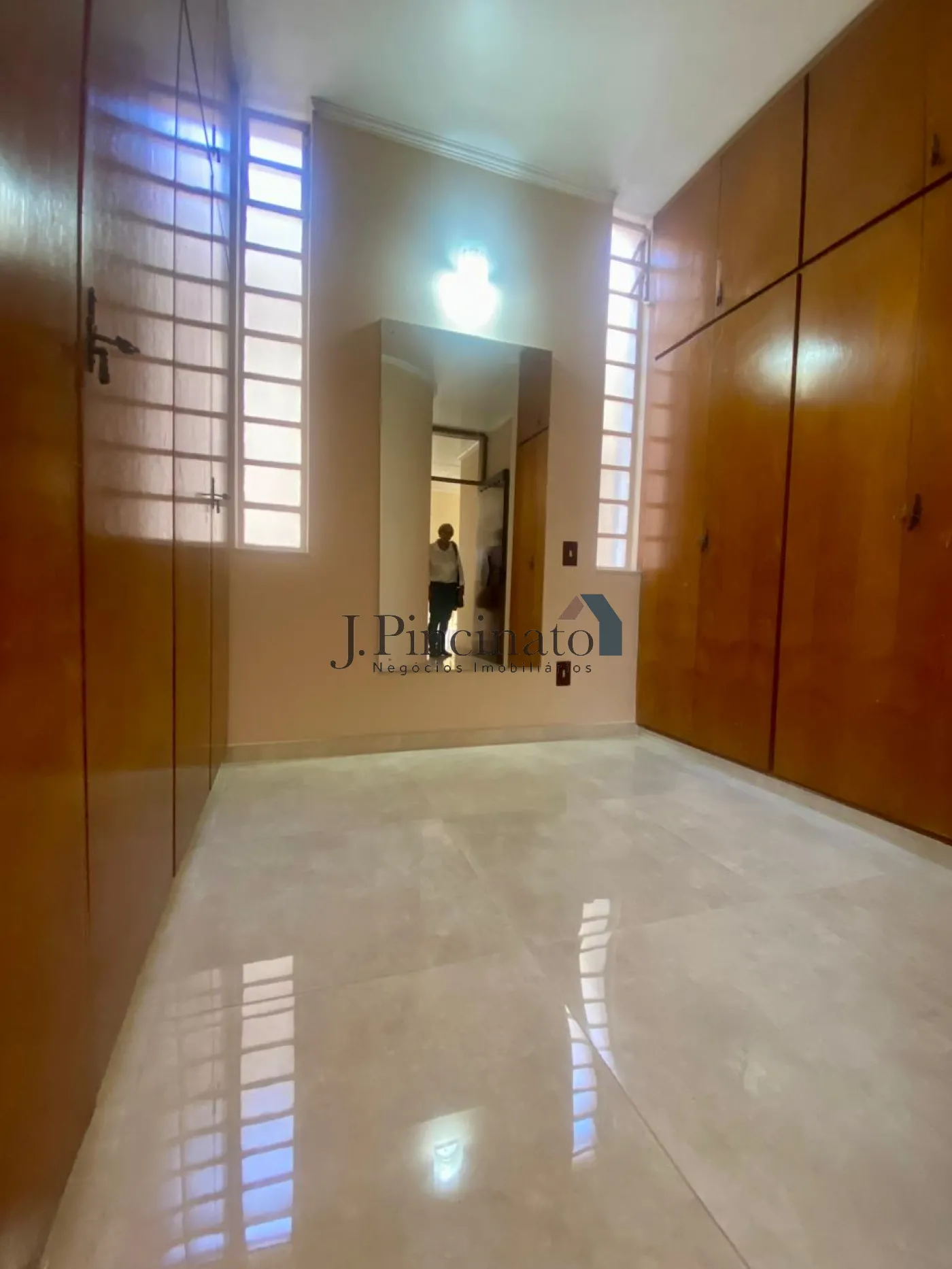 jundiai-casa-sobrado-chacara-urbana-17-03-2026_13-47-48-69b985b4015b4.webp