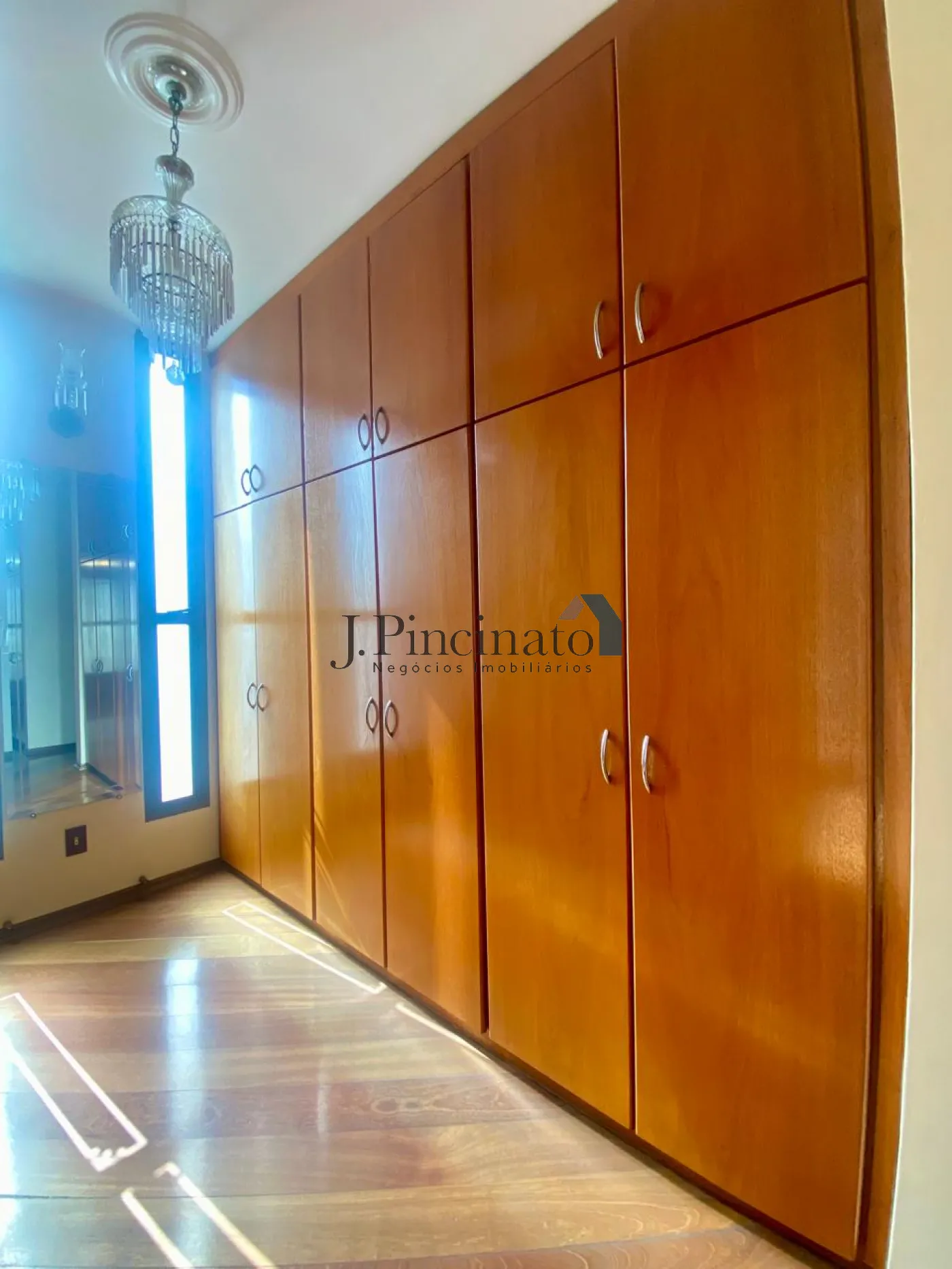 jundiai-casa-sobrado-chacara-urbana-17-03-2026_13-48-03-69b985c3d319c.webp