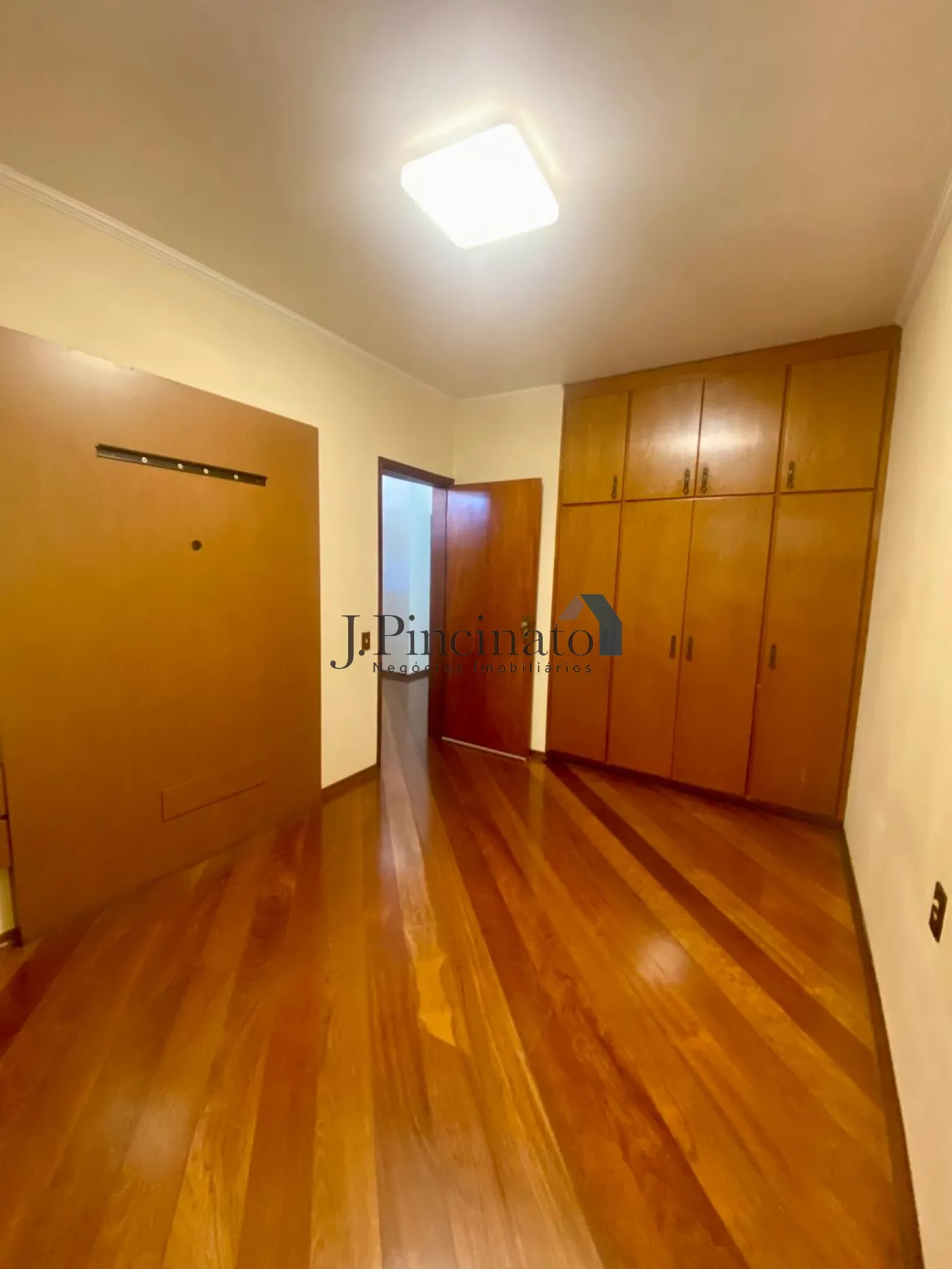 jundiai-casa-sobrado-chacara-urbana-17-03-2026_13-48-13-69b985cd01d87.webp
