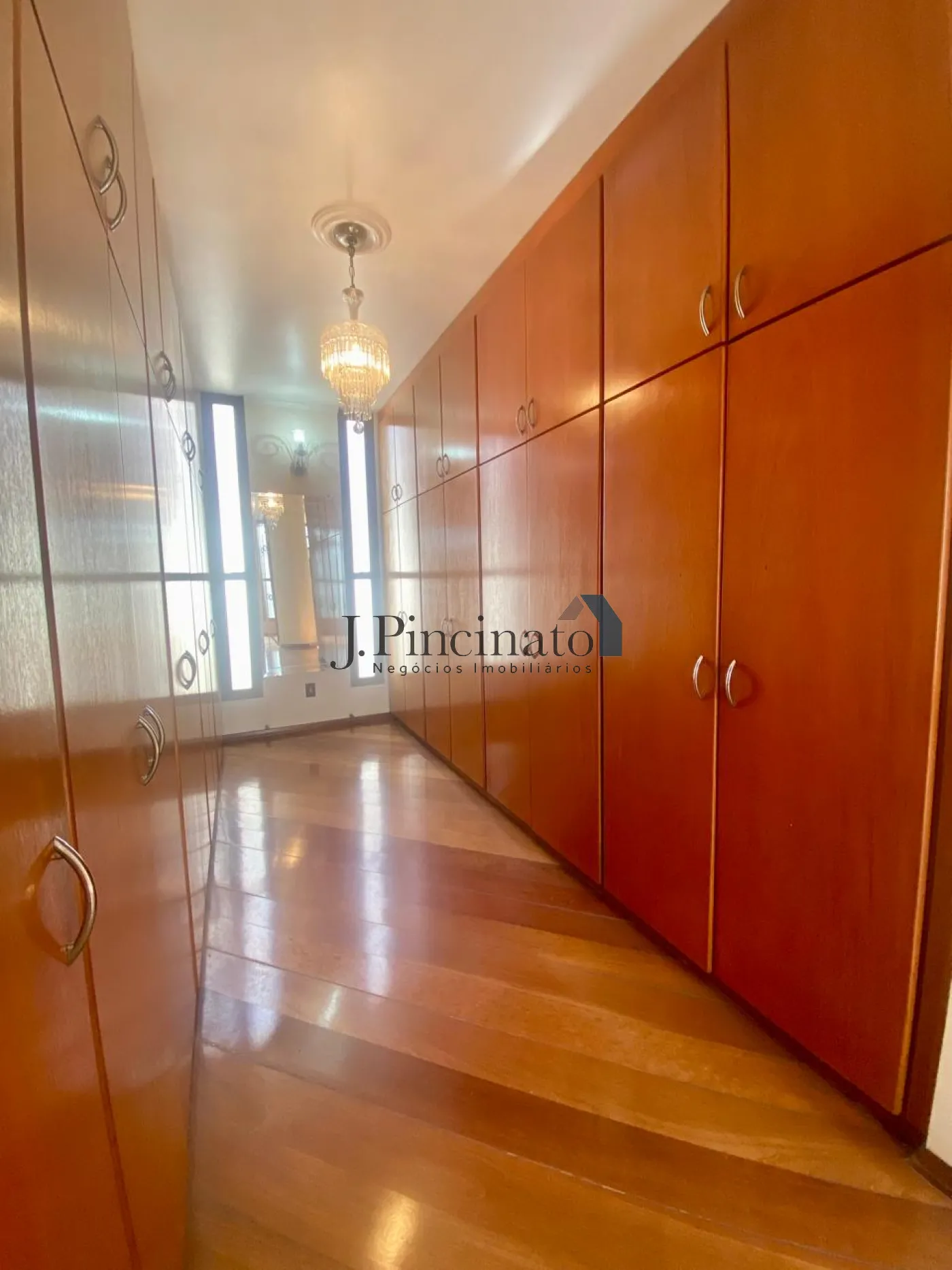 jundiai-casa-sobrado-chacara-urbana-17-03-2026_13-48-17-69b985d1dc3f4.webp