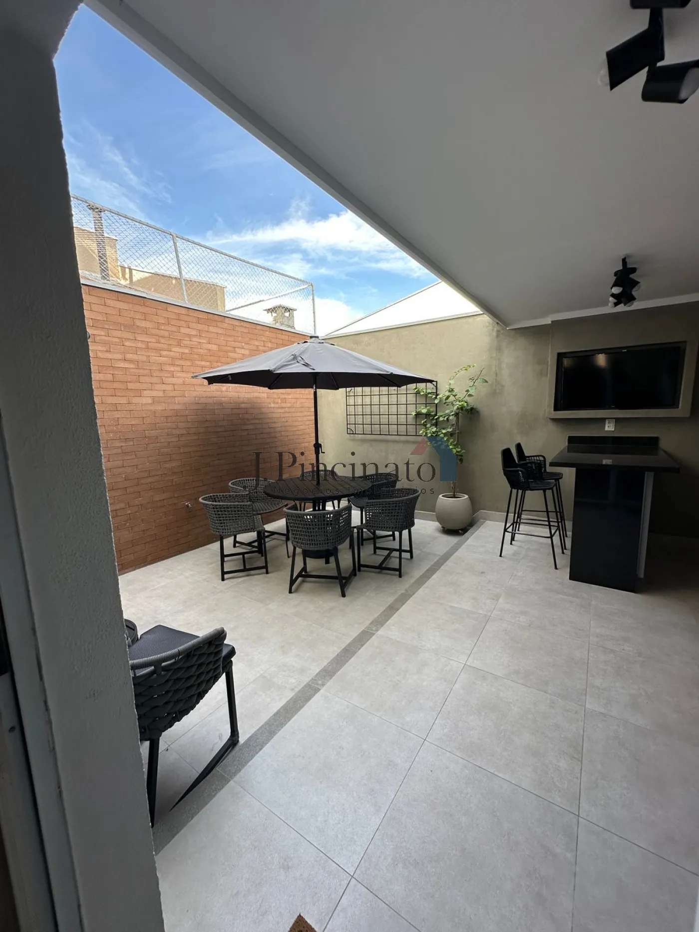 jundiai-casa-sobrado-em-condominio-jardim-colonial-04-03-2026_14-23-35-69a86a9745eba.webp