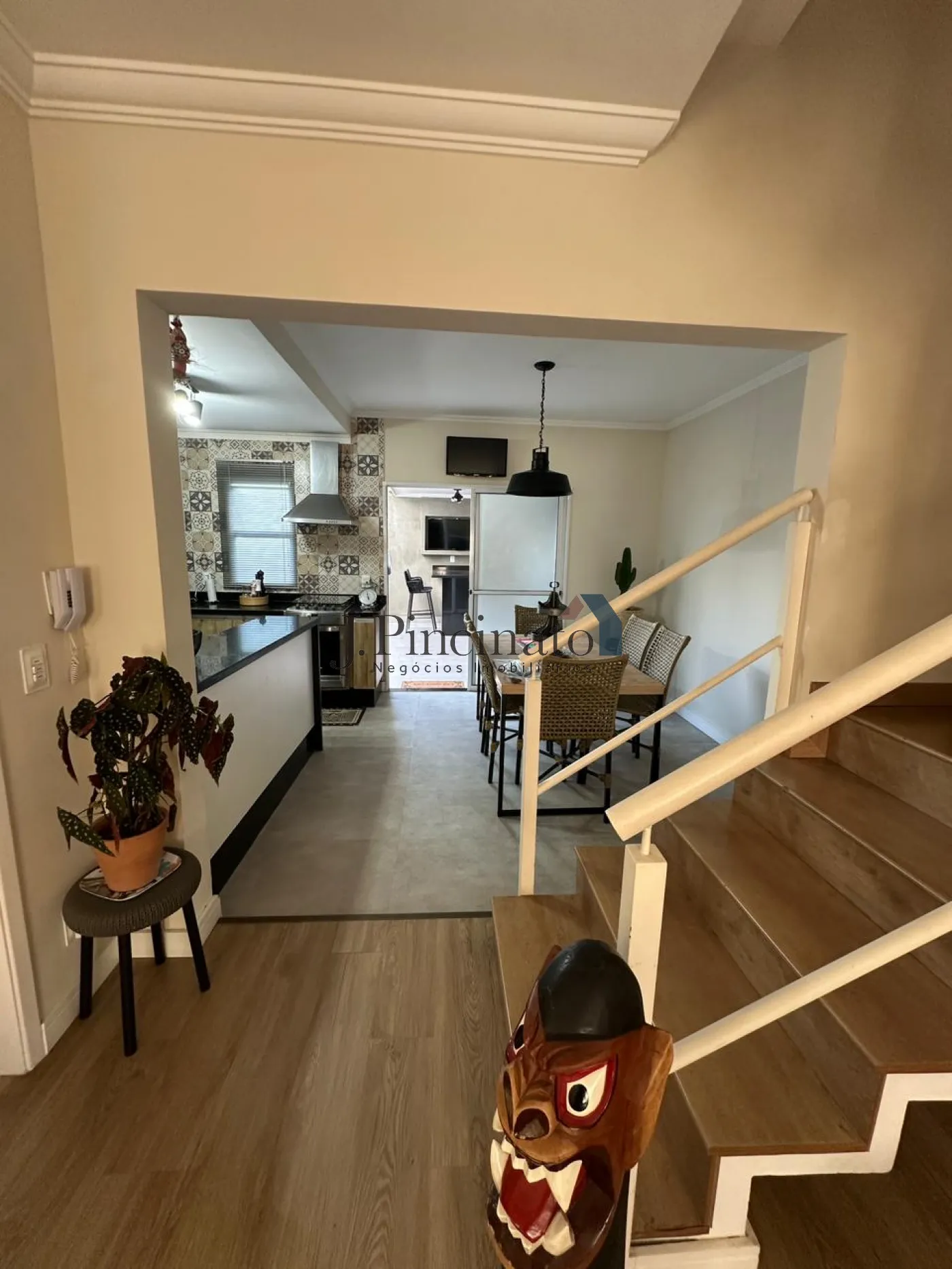 jundiai-casa-sobrado-em-condominio-jardim-colonial-04-03-2026_14-23-37-69a86a9924d52.webp