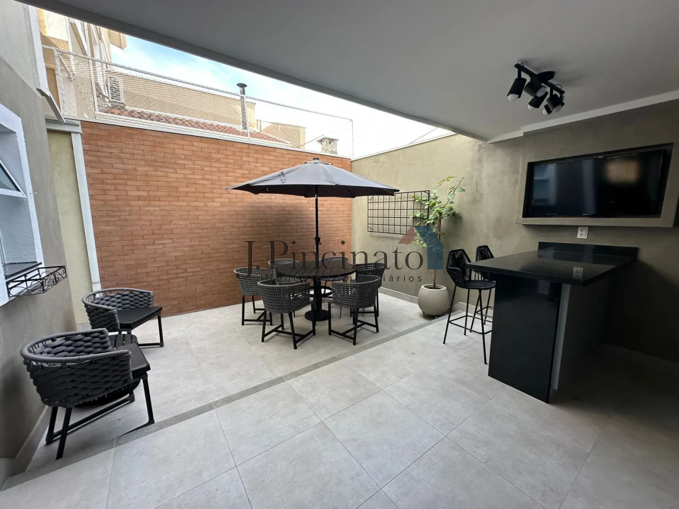 jundiai-casa-sobrado-em-condominio-jardim-colonial-04-03-2026_14-23-43-69a86a9f9049b.webp