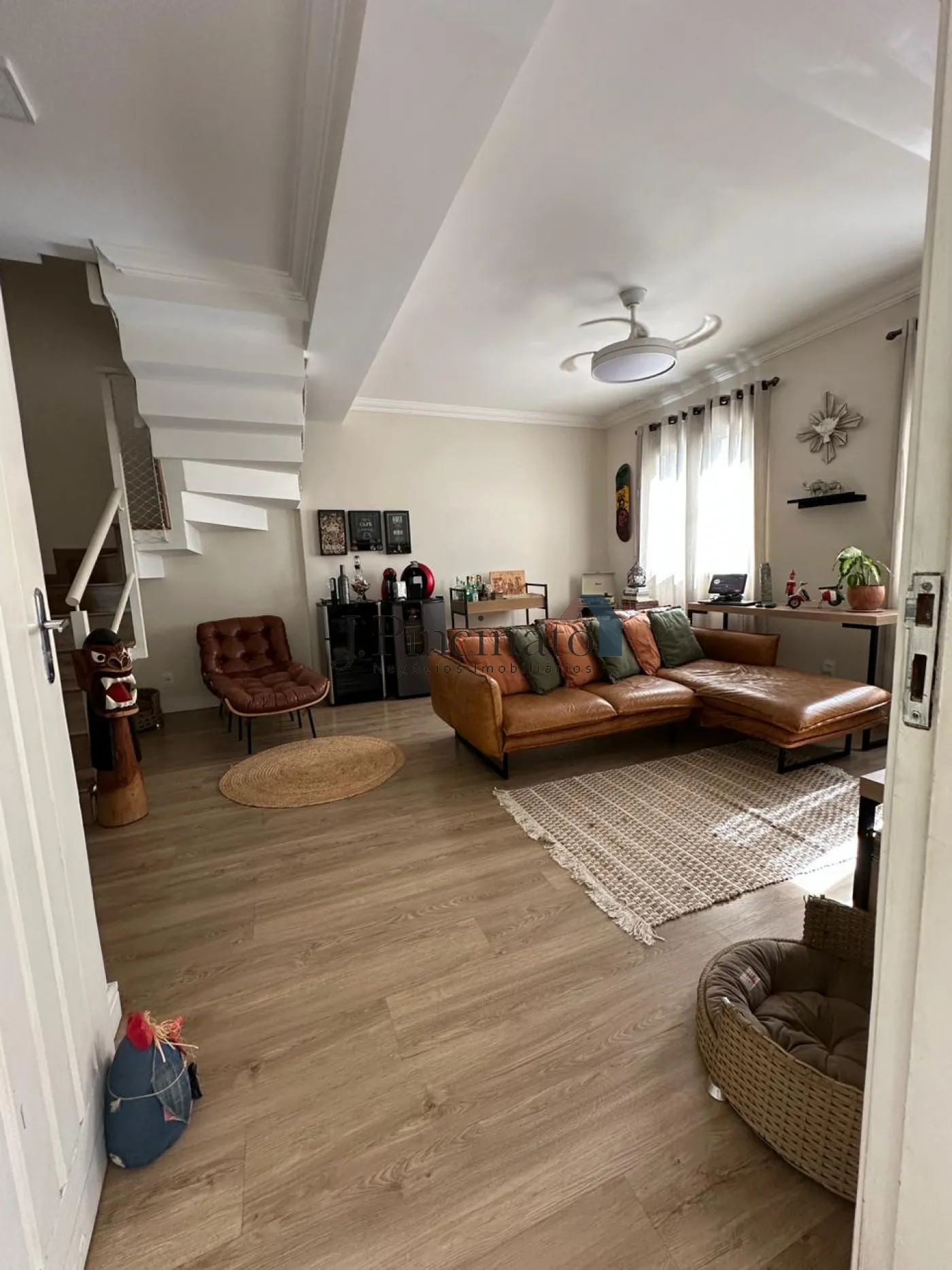 jundiai-casa-sobrado-em-condominio-jardim-colonial-04-03-2026_14-24-03-69a86ab3a2a6c.webp