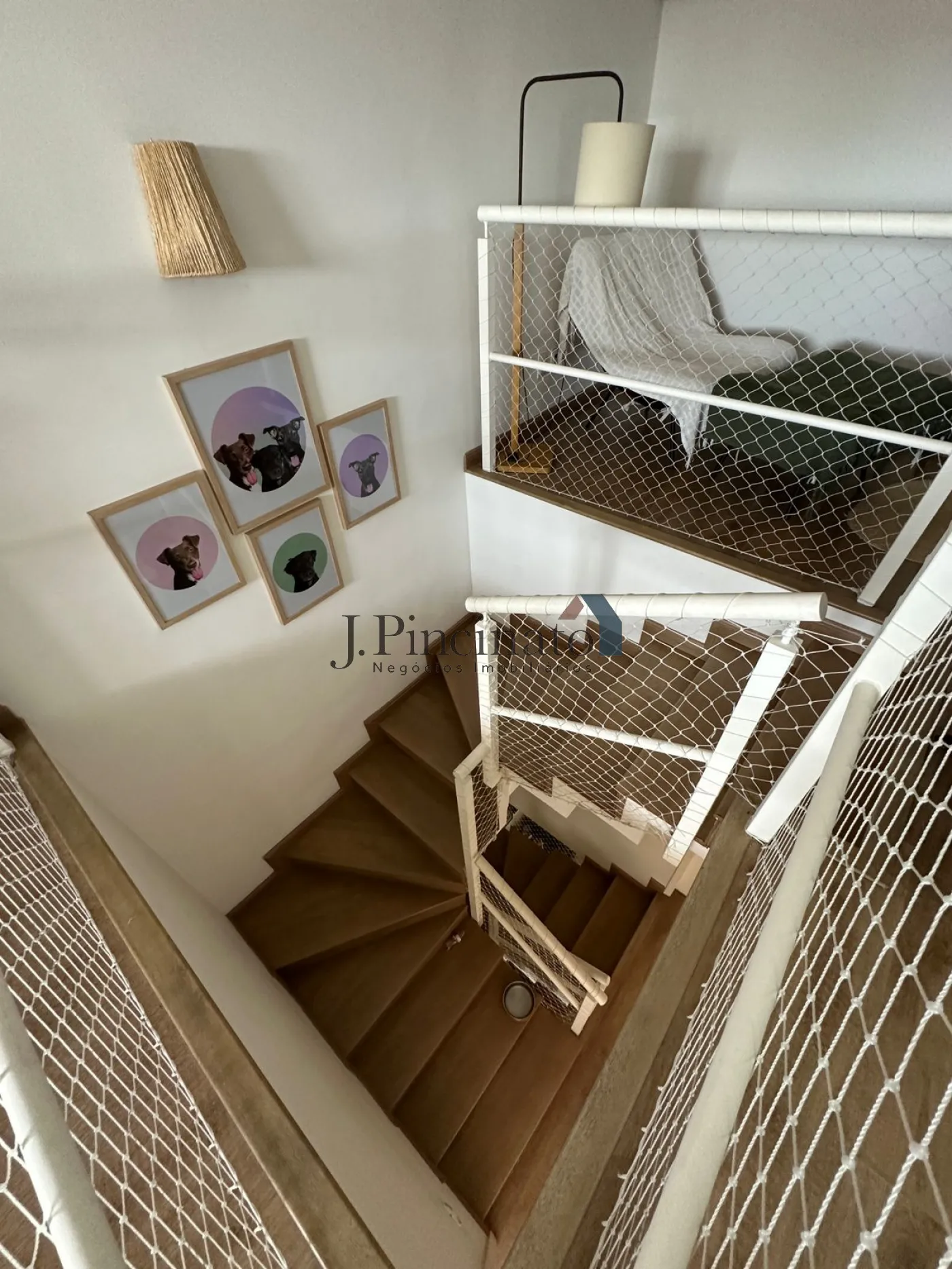 jundiai-casa-sobrado-em-condominio-jardim-colonial-04-03-2026_14-24-04-69a86ab48070e.webp