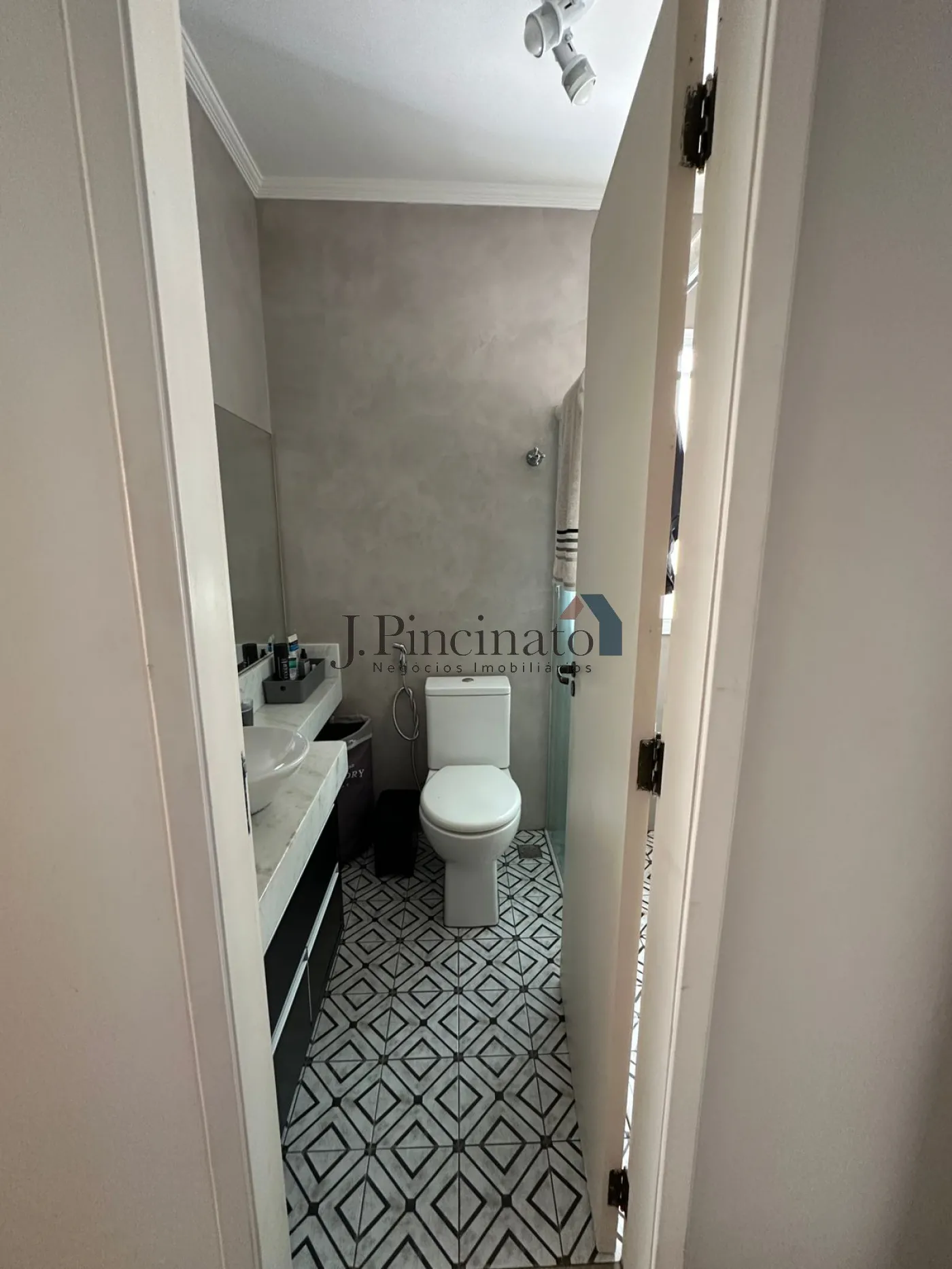 jundiai-casa-sobrado-em-condominio-jardim-colonial-04-03-2026_14-24-10-69a86aba144c6.webp