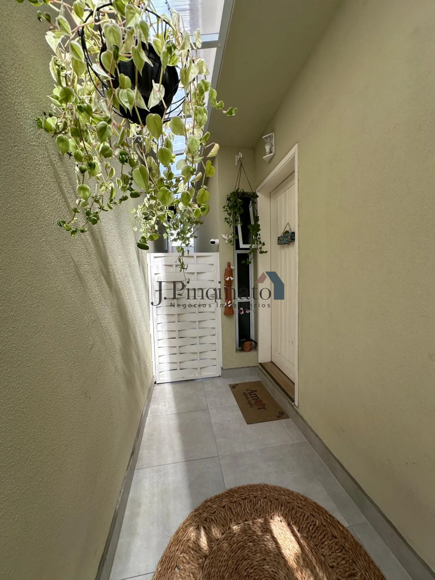 jundiai-casa-sobrado-em-condominio-jardim-colonial-04-03-2026_14-24-14-69a86abe88347.webp