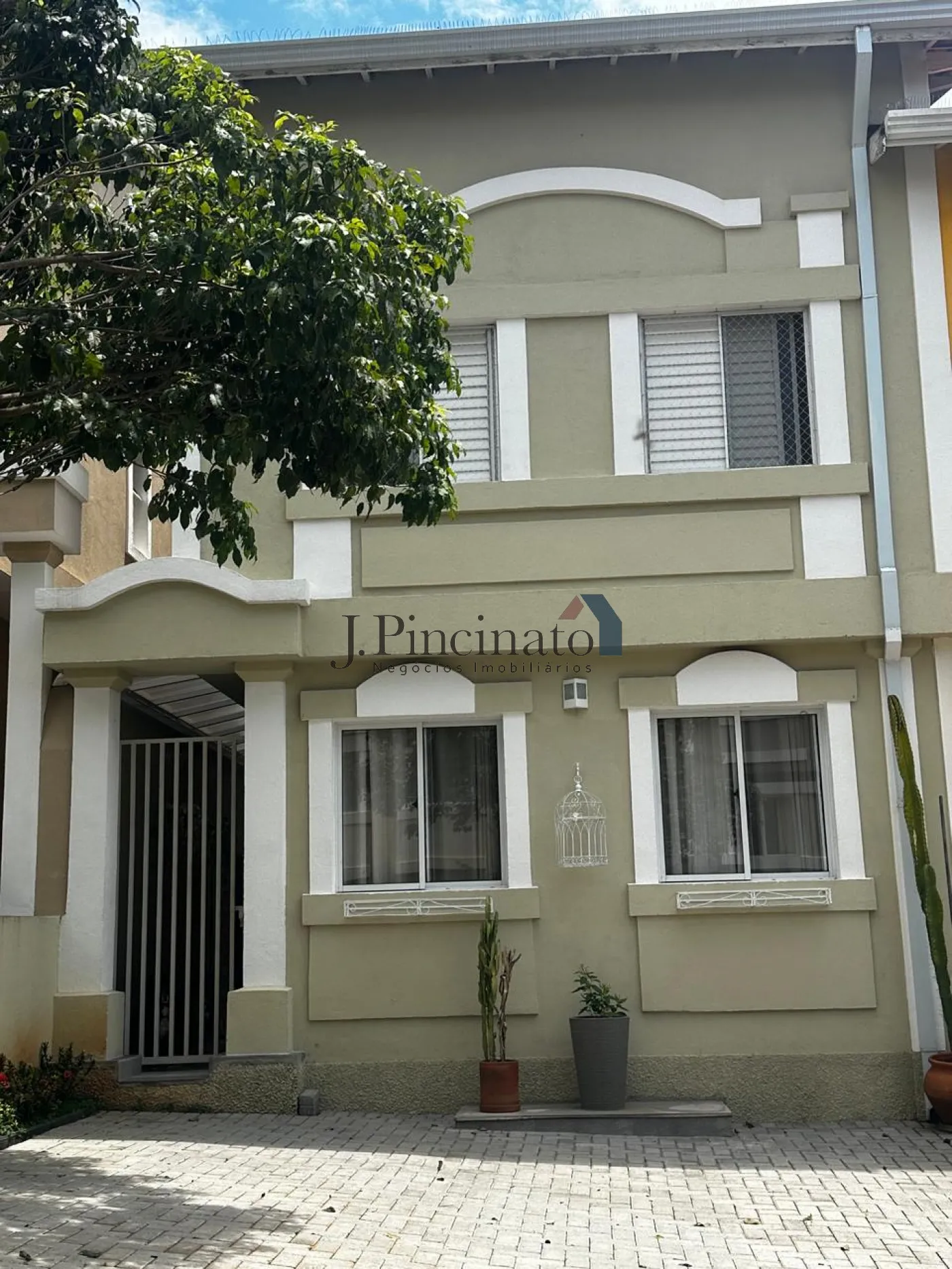jundiai-casa-sobrado-em-condominio-jardim-colonial-04-03-2026_14-24-15-69a86abf945fb.webp
