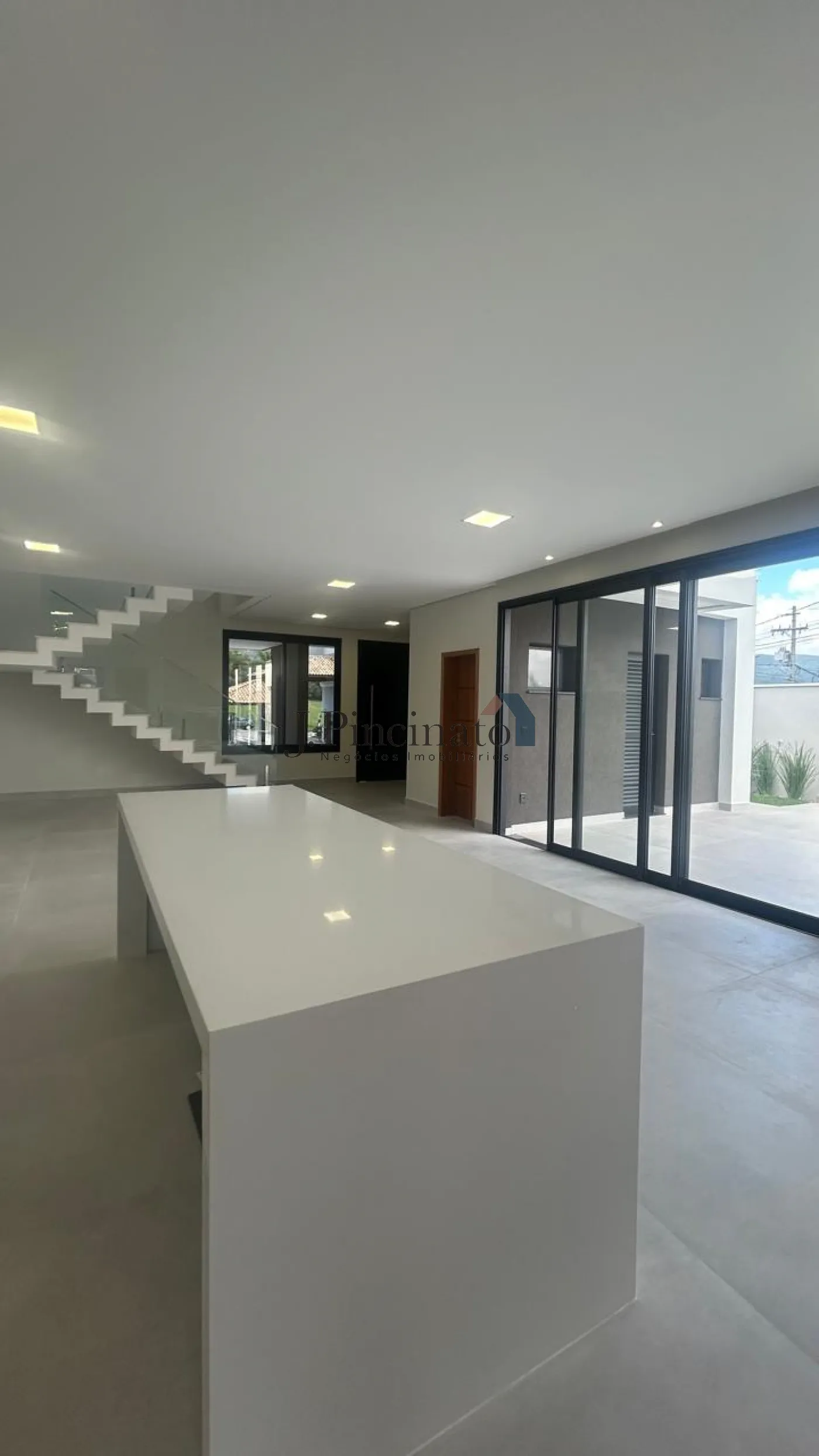 jundiai-casa-sobrado-em-condominio-recanto-quarto-centenario-23-03-2026_16-54-40-69c19a80cd184.webp