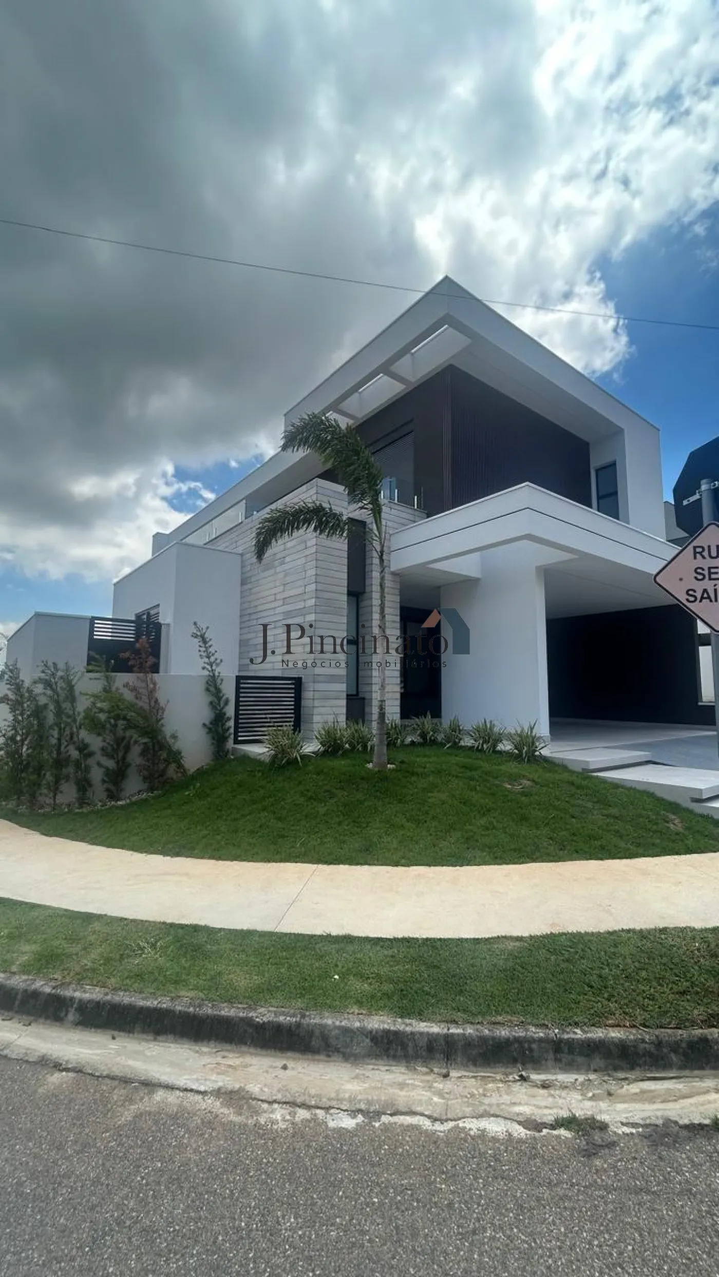 jundiai-casa-sobrado-em-condominio-recanto-quarto-centenario-23-03-2026_16-55-39-69c19abb0ec6a.webp