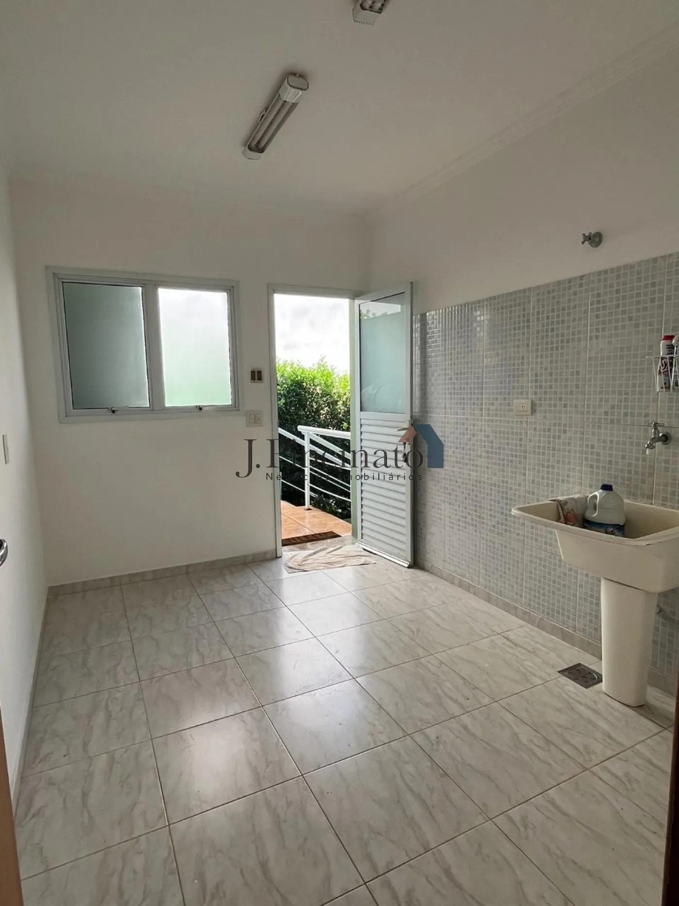 itupeva-casa-sobrado-em-condominio-jardim-primavera-15-02-2025_11-29-20-38.webp