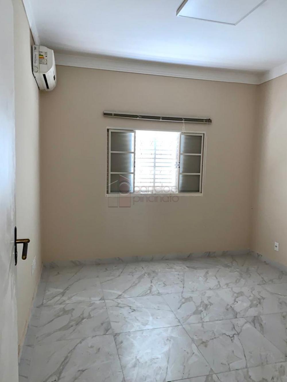 jundiai-casa-padrao-vila-vianelo-25-05-2021_21-50-53-5.jpg