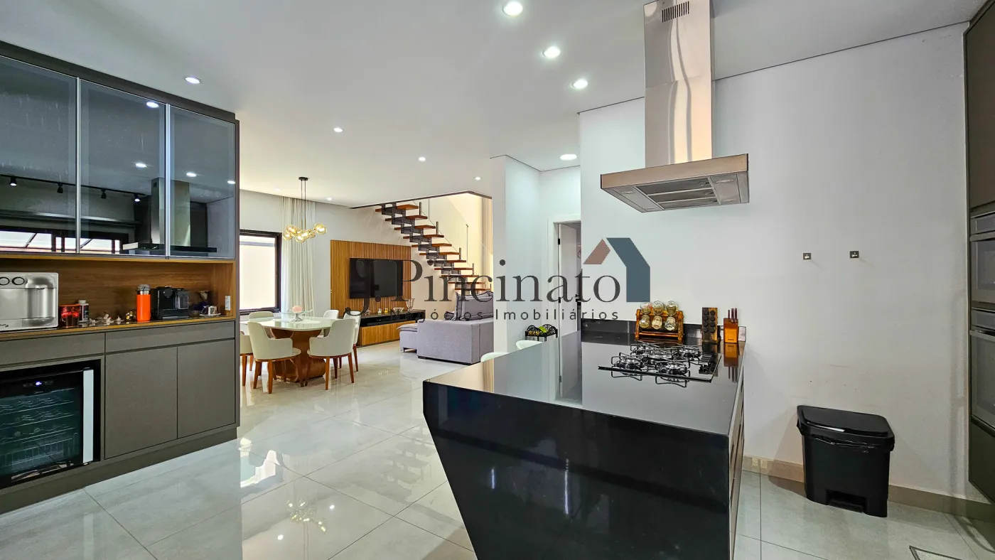 jundiai-casa-sobrado-em-condominio-engordadouro-01-10-2024_14-43-43-8.webp