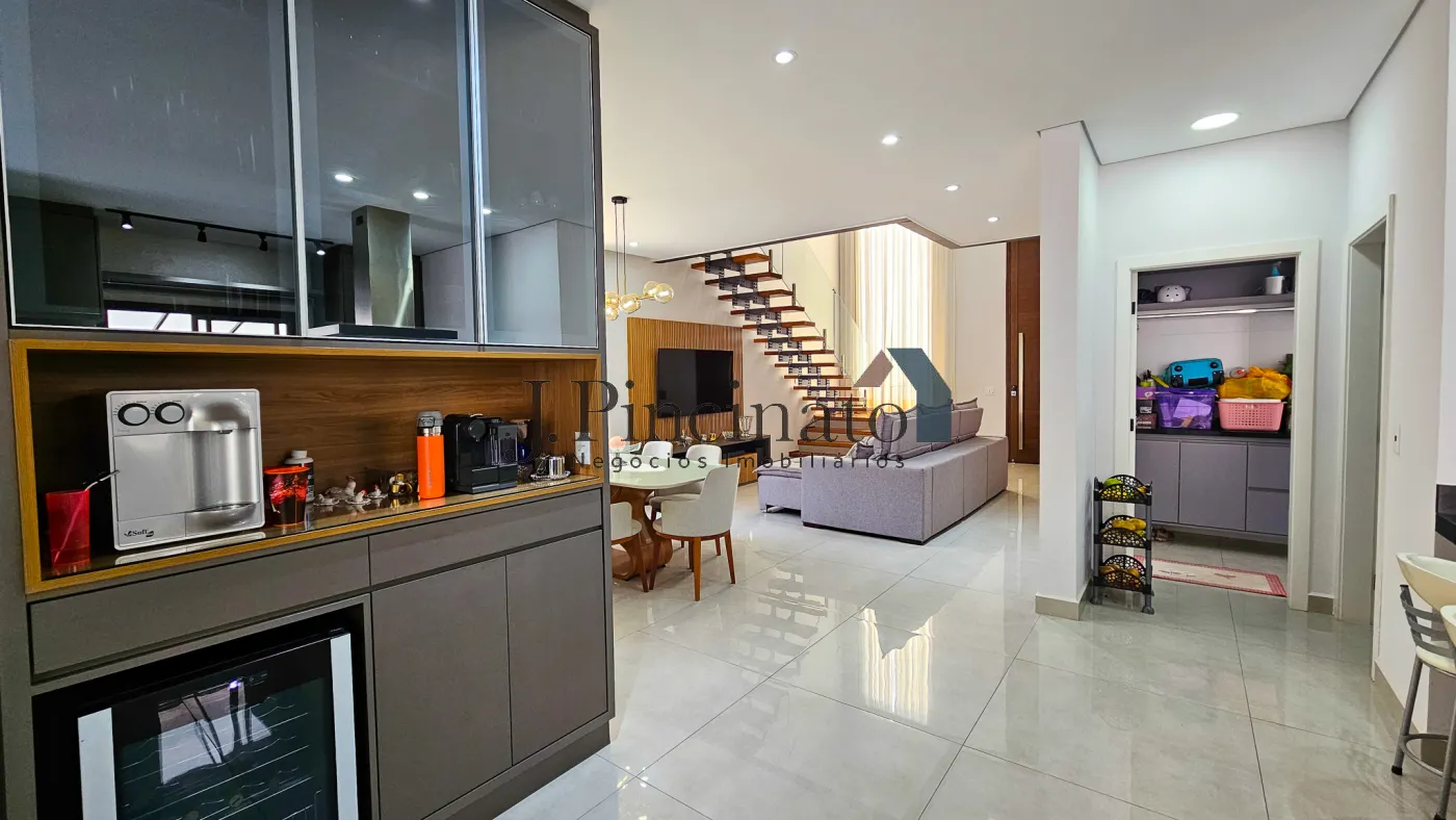 jundiai-casa-sobrado-em-condominio-engordadouro-01-10-2024_14-43-44-10.webp