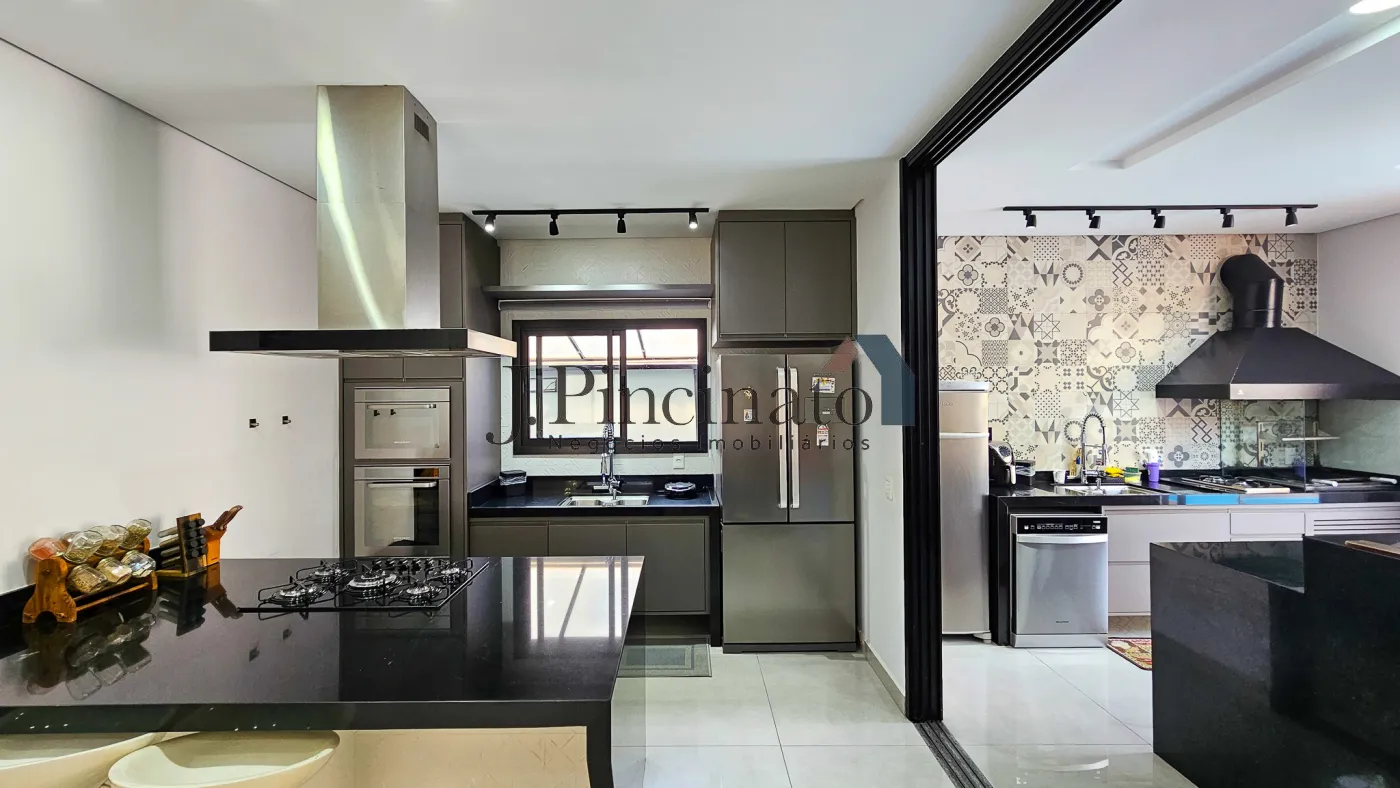 jundiai-casa-sobrado-em-condominio-engordadouro-01-10-2024_14-43-45-11.webp