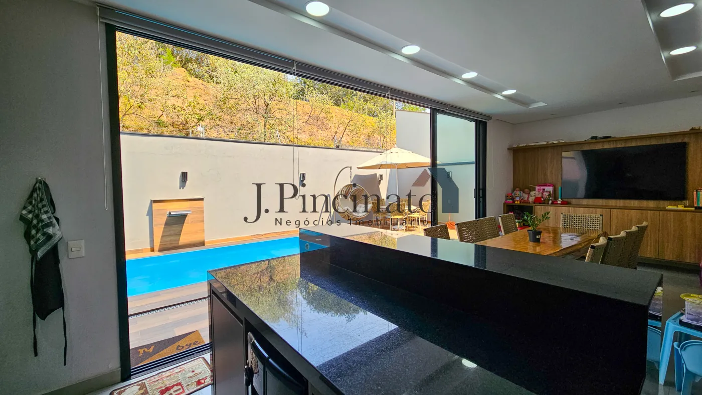 jundiai-casa-sobrado-em-condominio-engordadouro-01-10-2024_14-43-48-18.webp