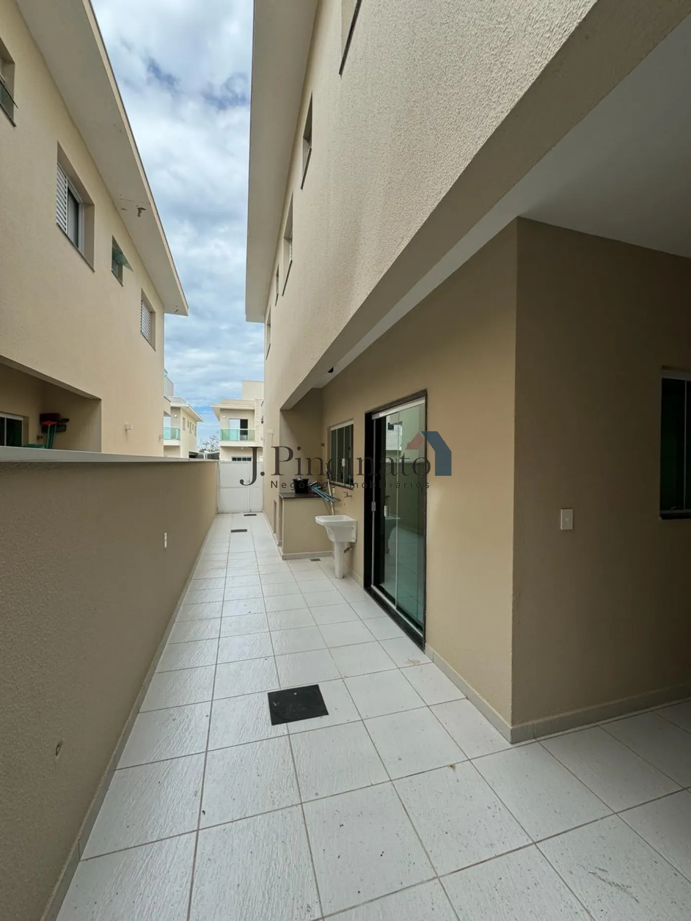 jundiai-casa-sobrado-em-condominio-jardim-das-carpas-27-08-2024_16-17-19-19.webp