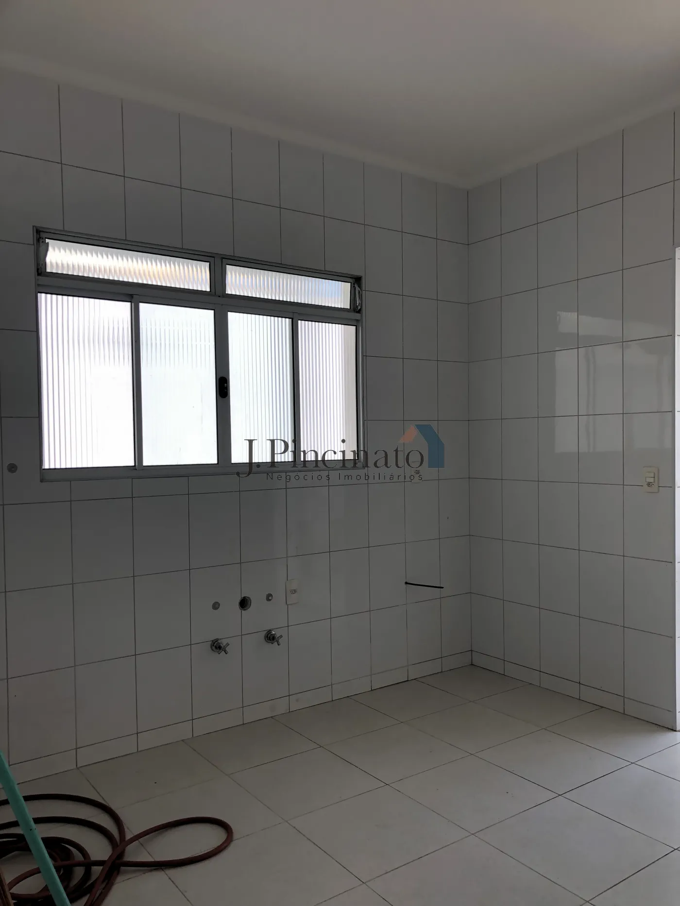jundiai-casa-sobrado-em-condominio-parque-da-represa-06-03-2025_09-25-39-4.webp