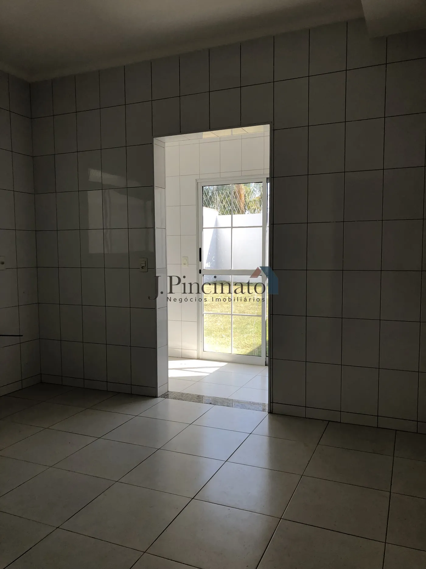 jundiai-casa-sobrado-em-condominio-parque-da-represa-06-03-2025_09-25-40-5.webp