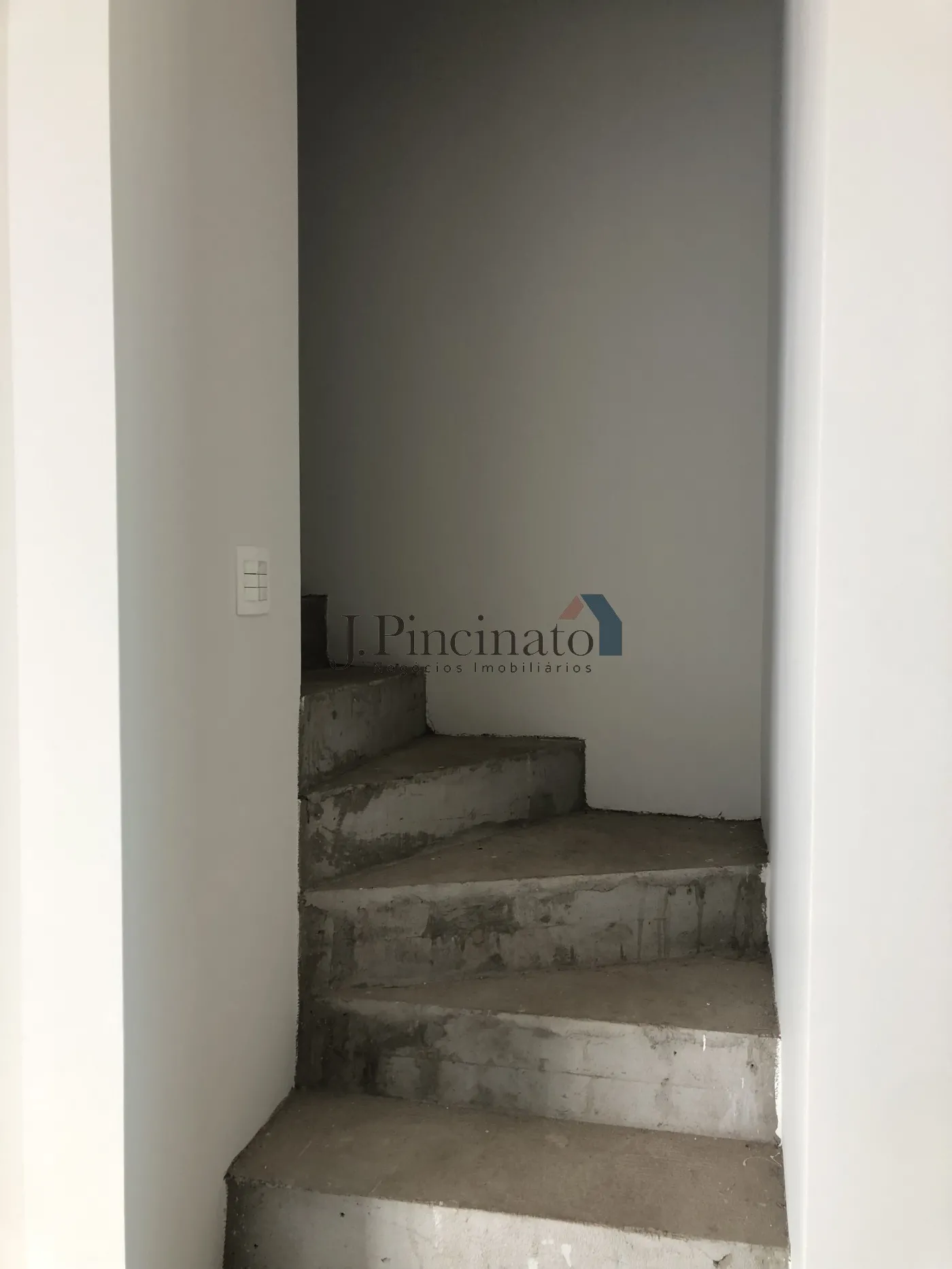 jundiai-casa-sobrado-em-condominio-parque-da-represa-06-03-2025_09-25-47-11.webp