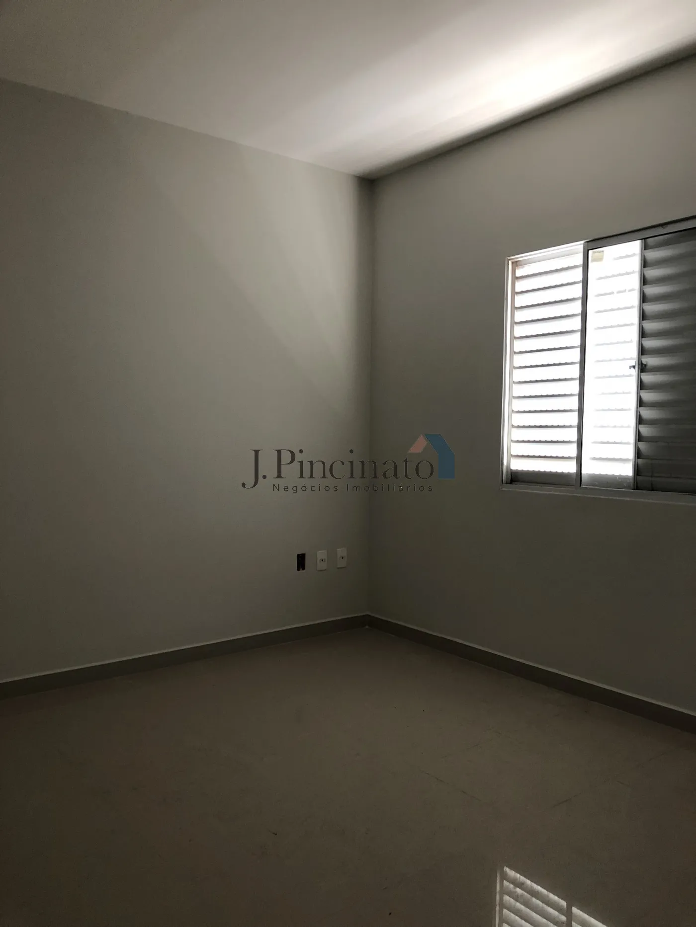 jundiai-casa-sobrado-em-condominio-parque-da-represa-06-03-2025_09-25-51-14.webp